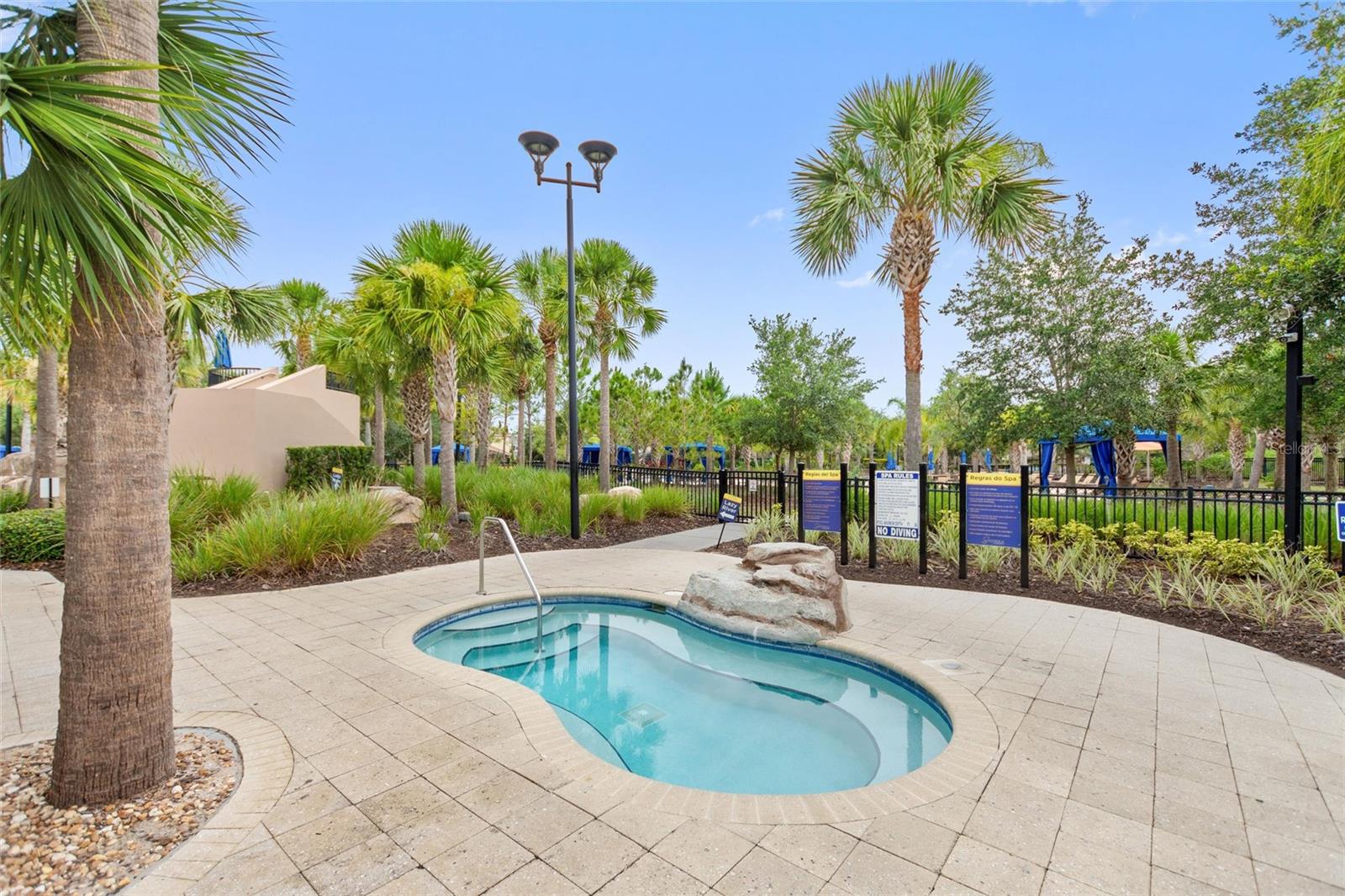 8020 OAK SHADOW CT