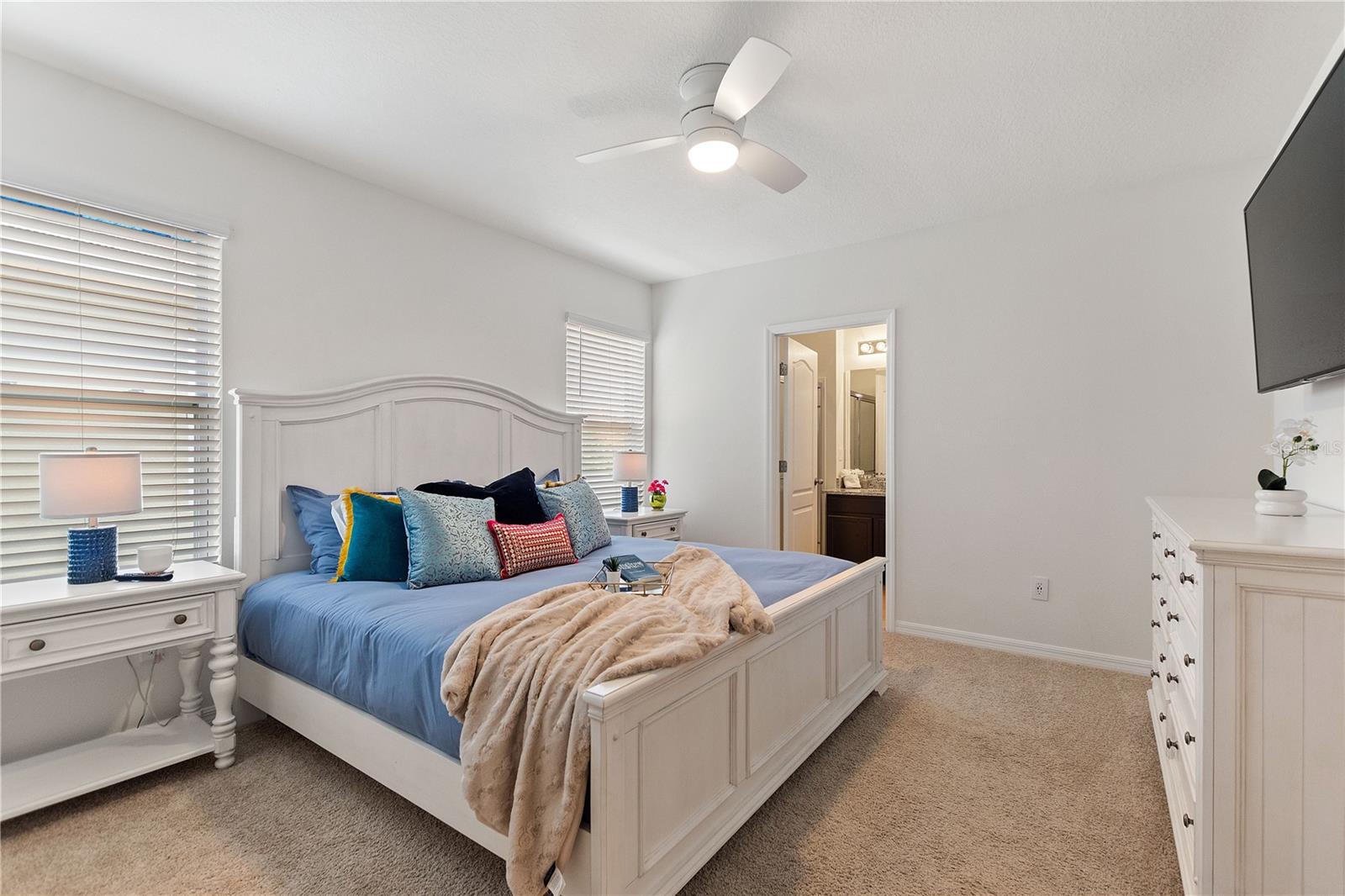 8020 OAK SHADOW CT