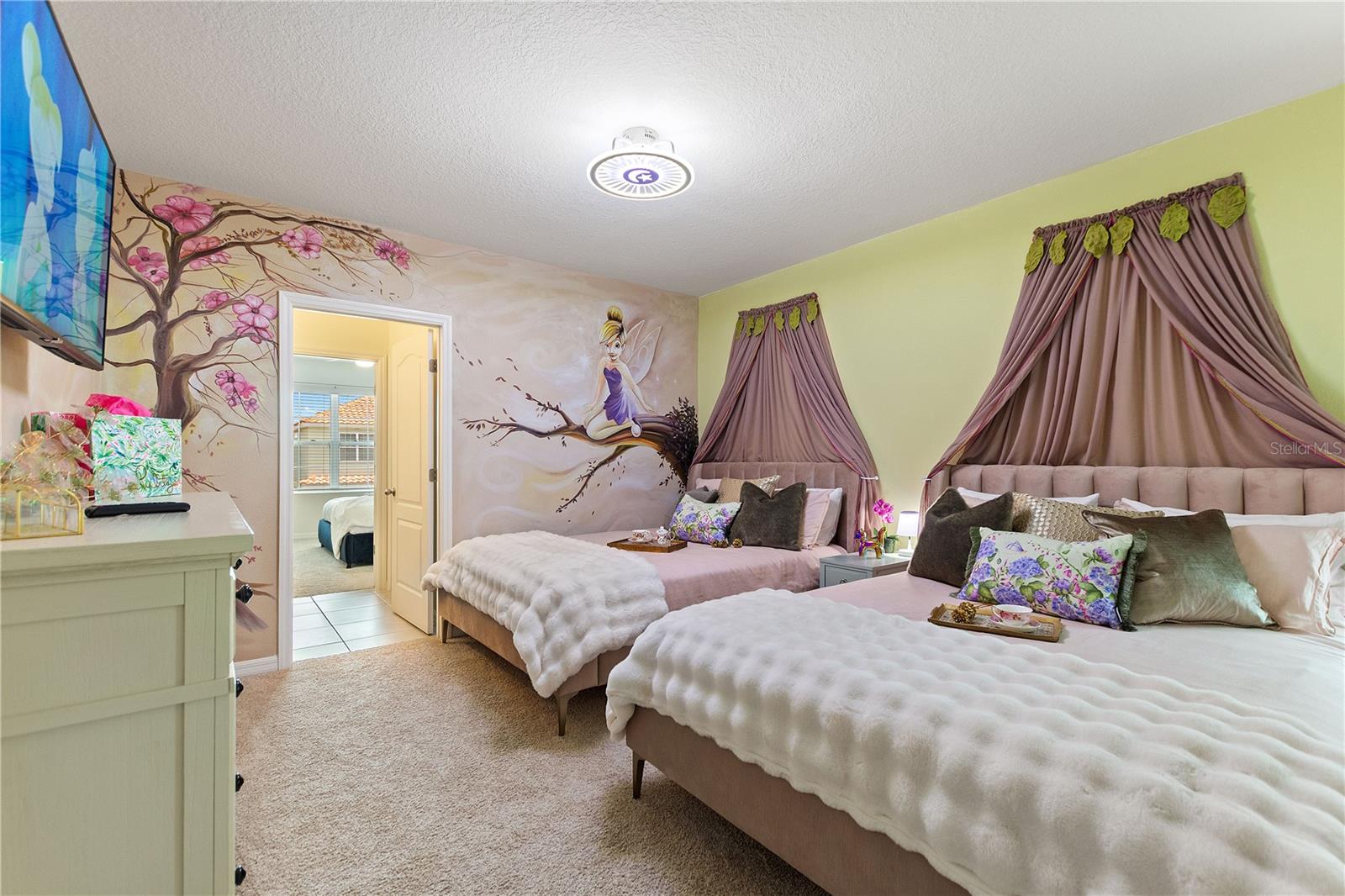 8020 OAK SHADOW CT