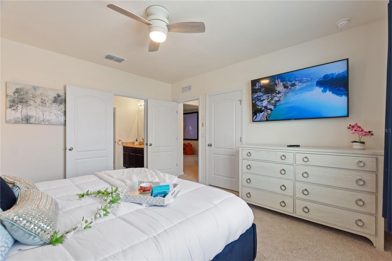 8020 OAK SHADOW CT