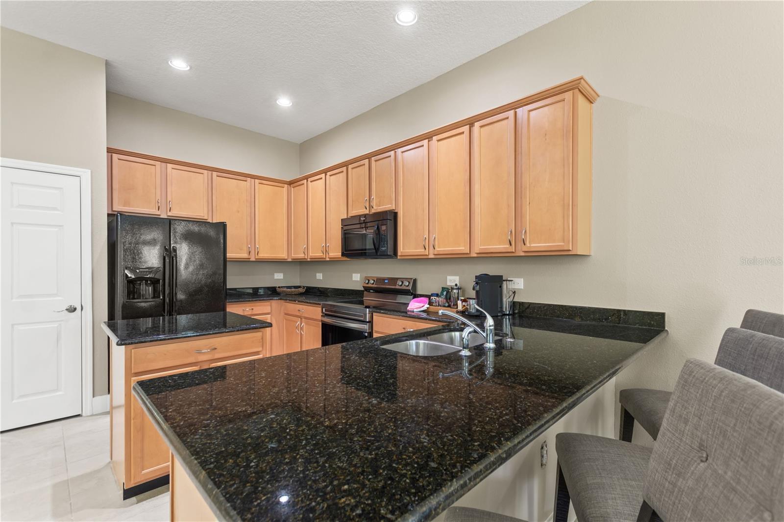 12136 CANYON SUN TRL