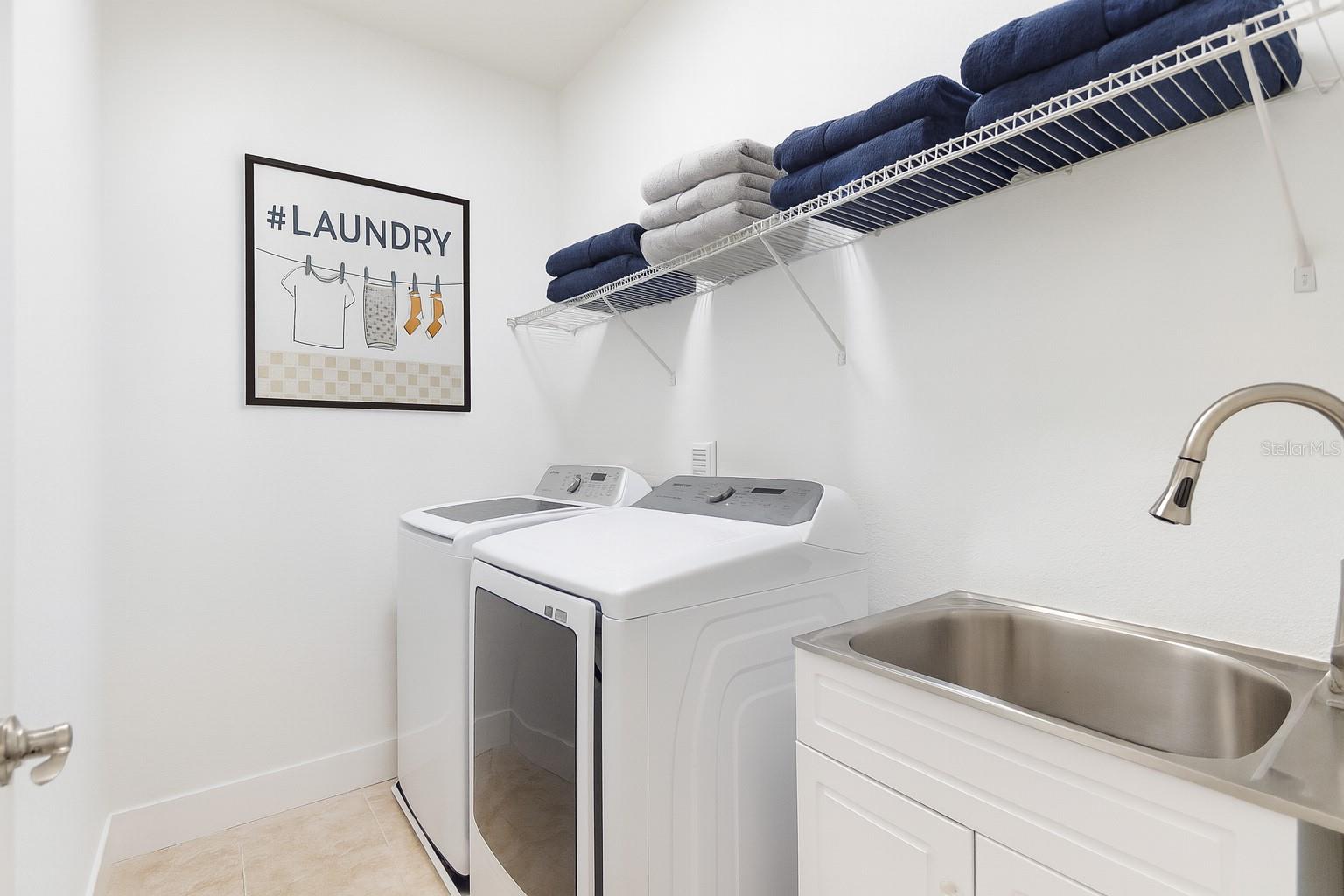 12136 CANYON SUN TRL