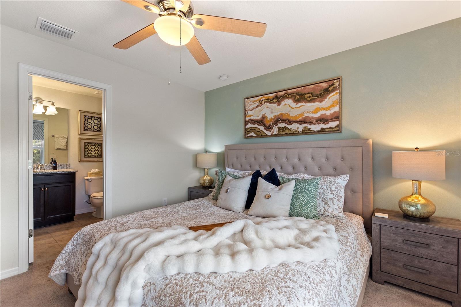 5525 MISTY OAK CIR