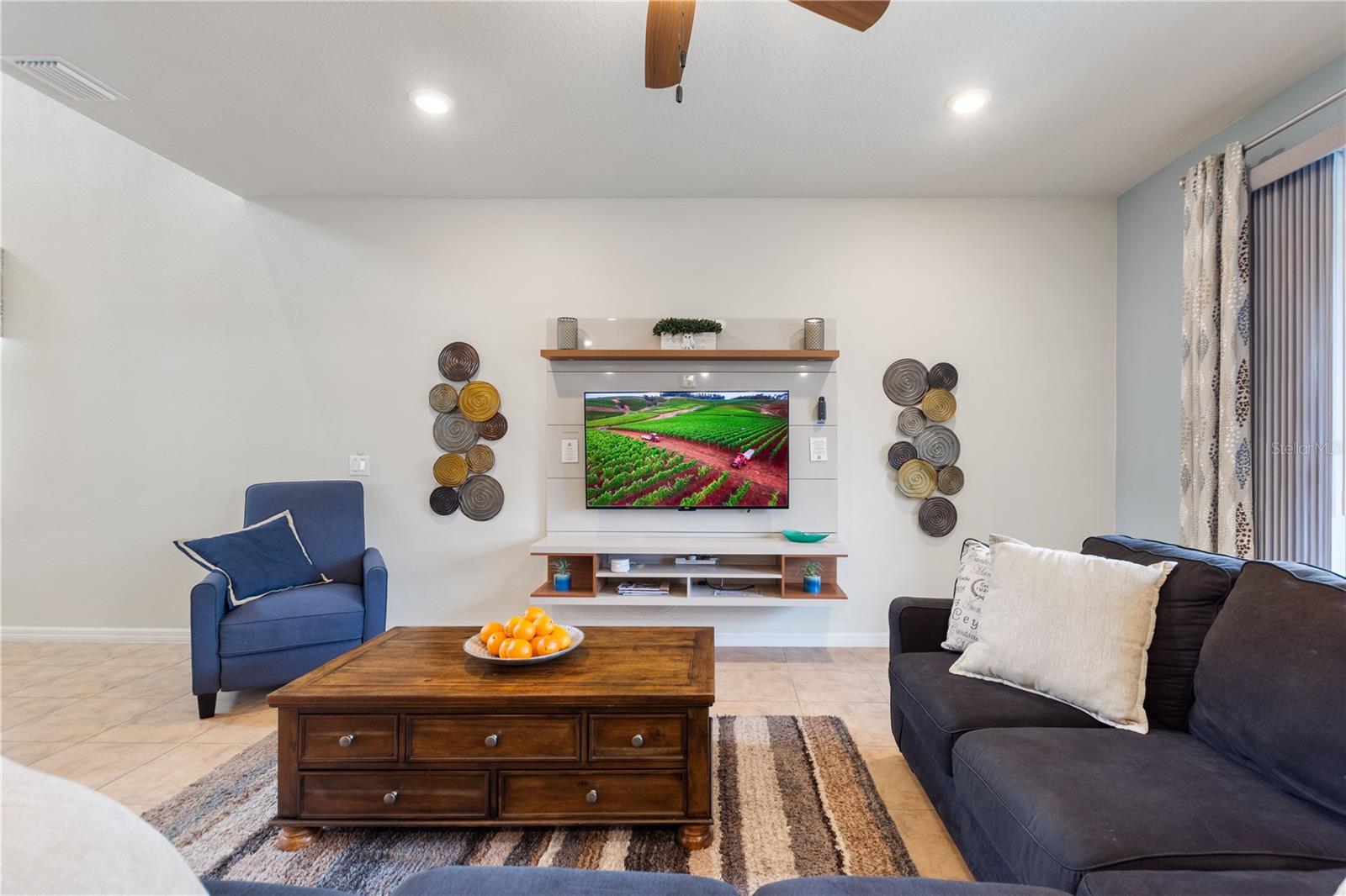 5525 MISTY OAK CIR
