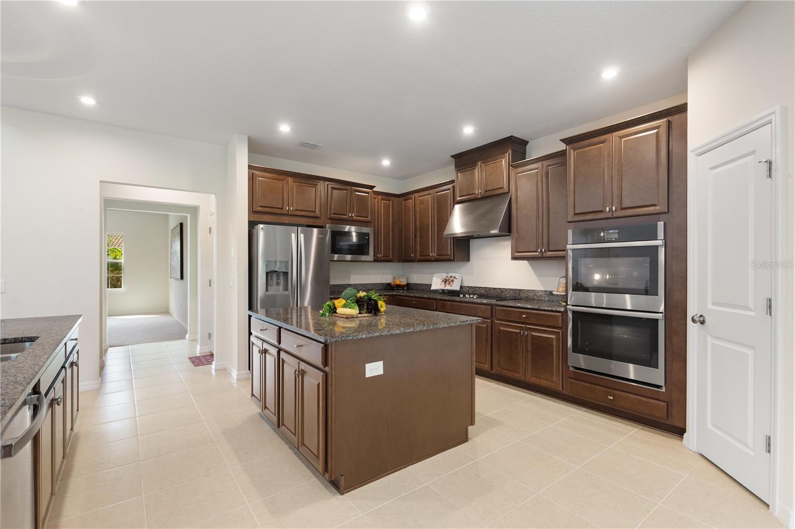 1401 BEACON DR