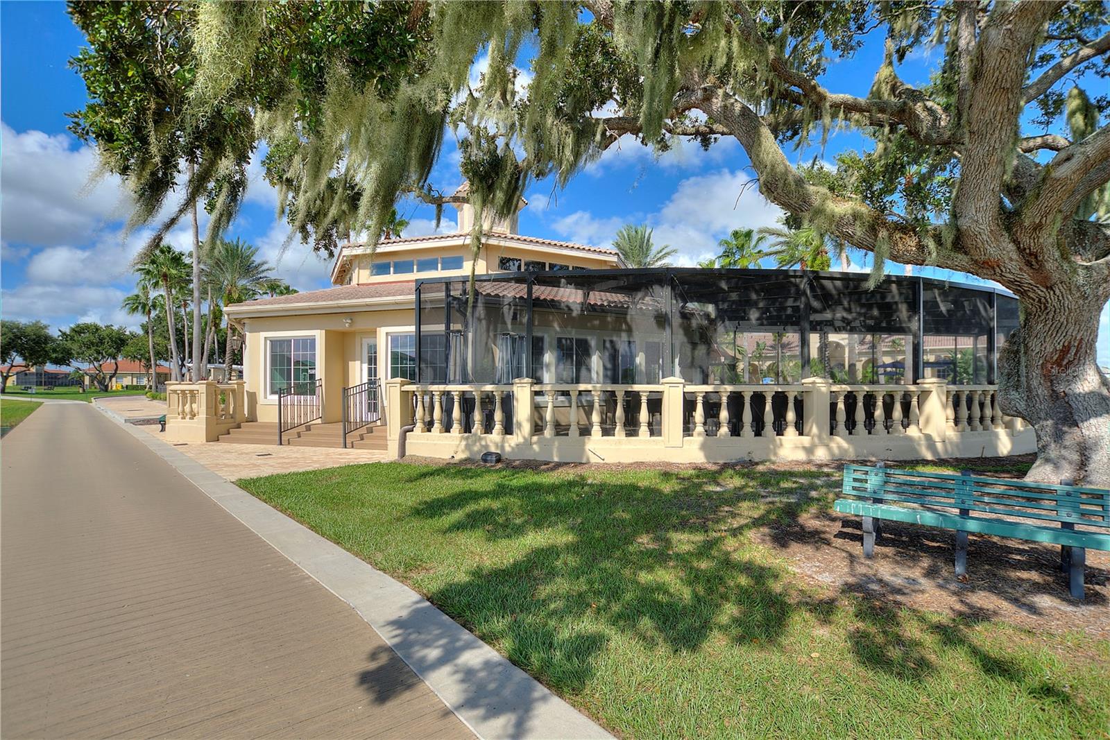 1401 BEACON DR