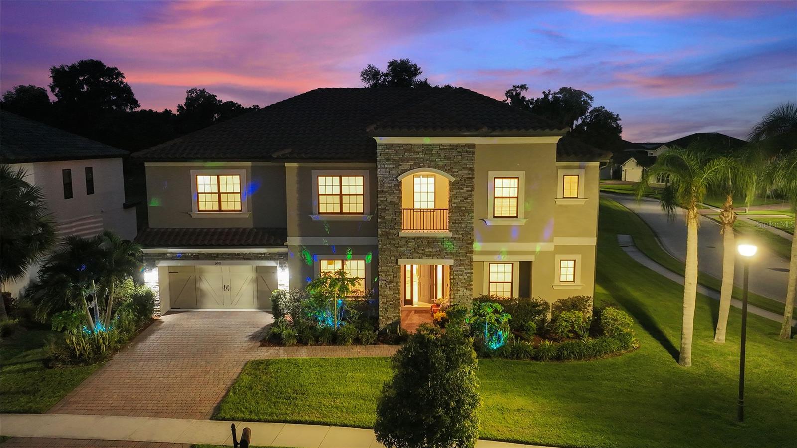 1401 BEACON DR