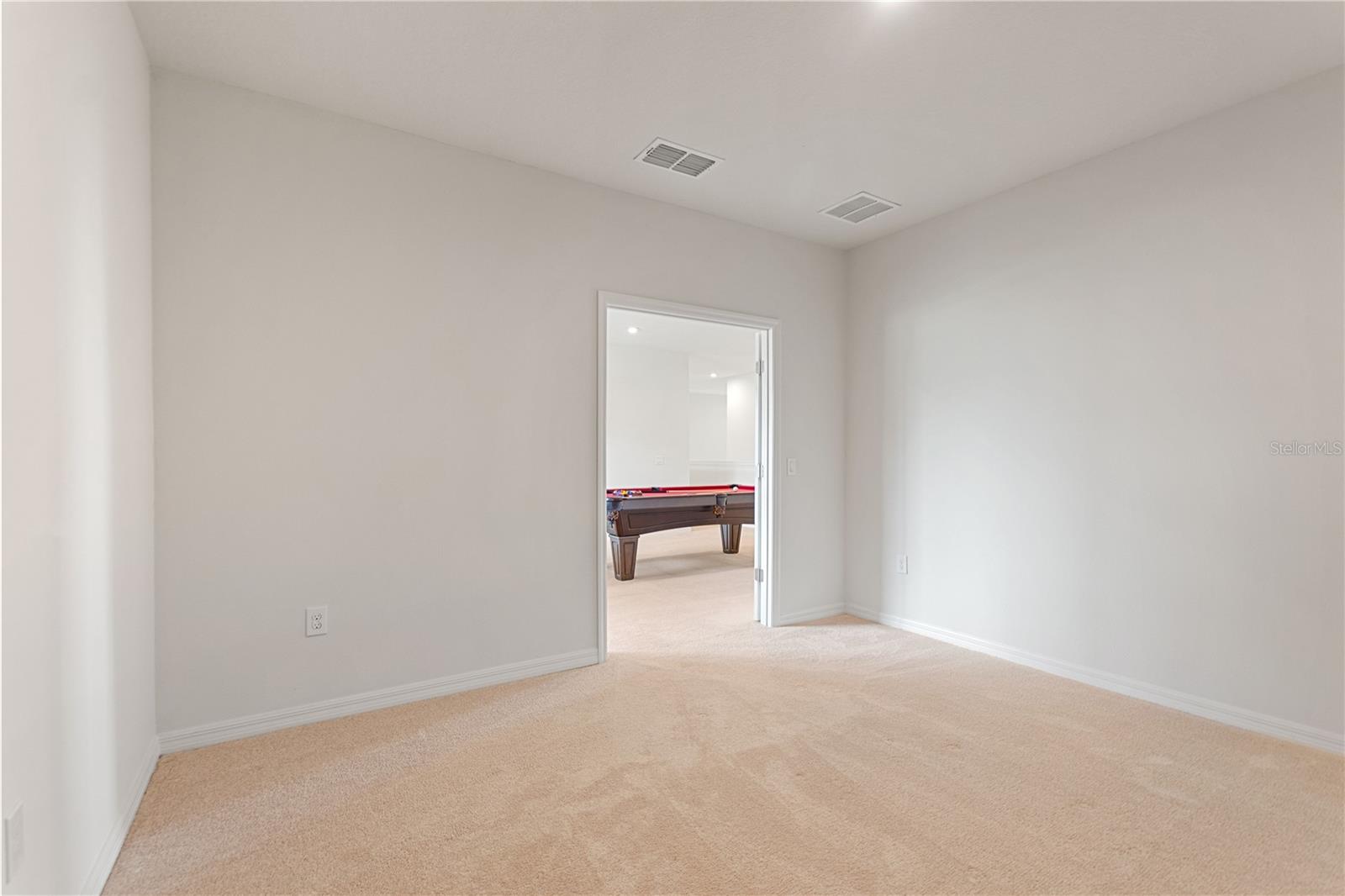 1401 BEACON DR