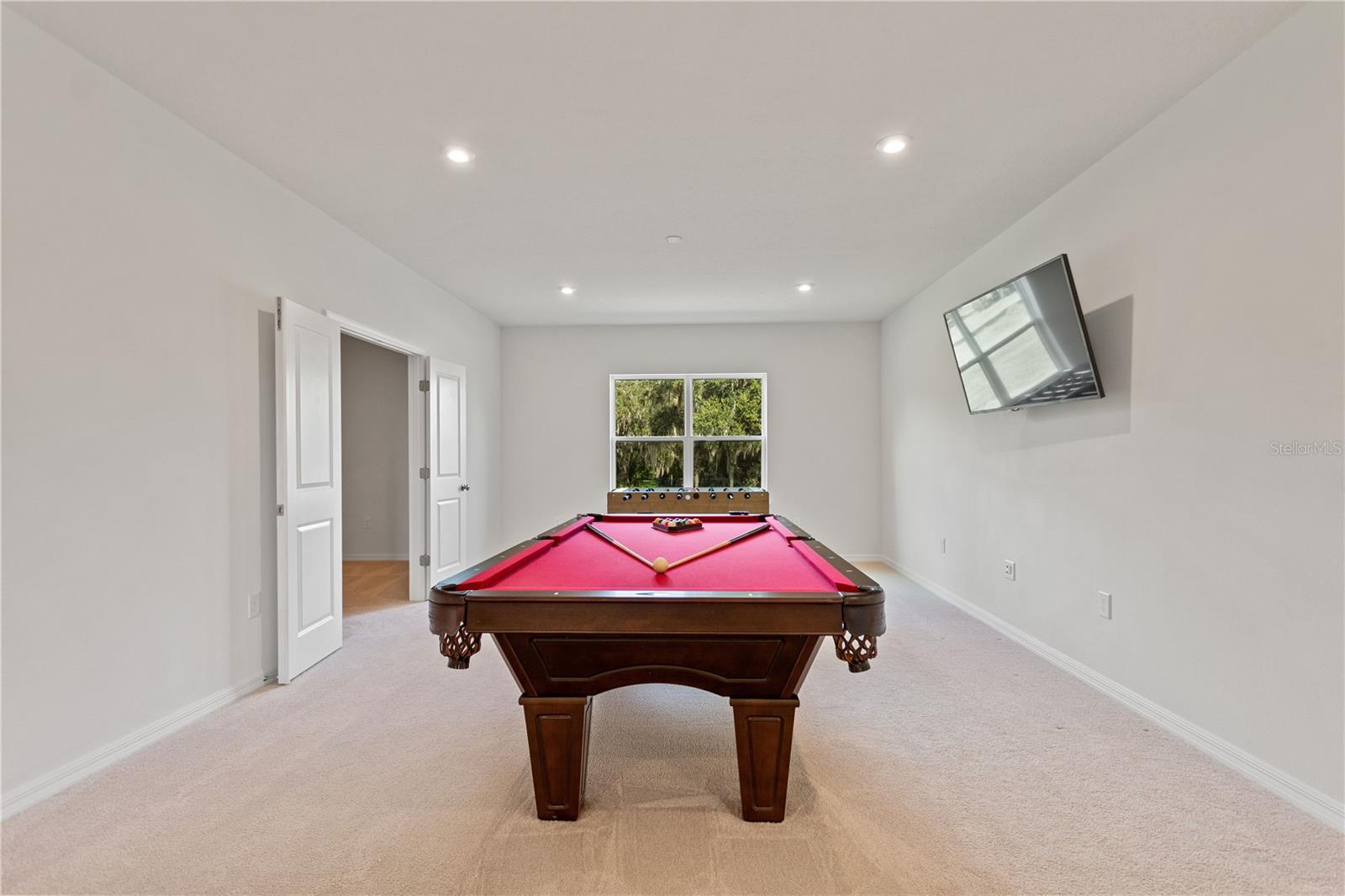 1401 BEACON DR