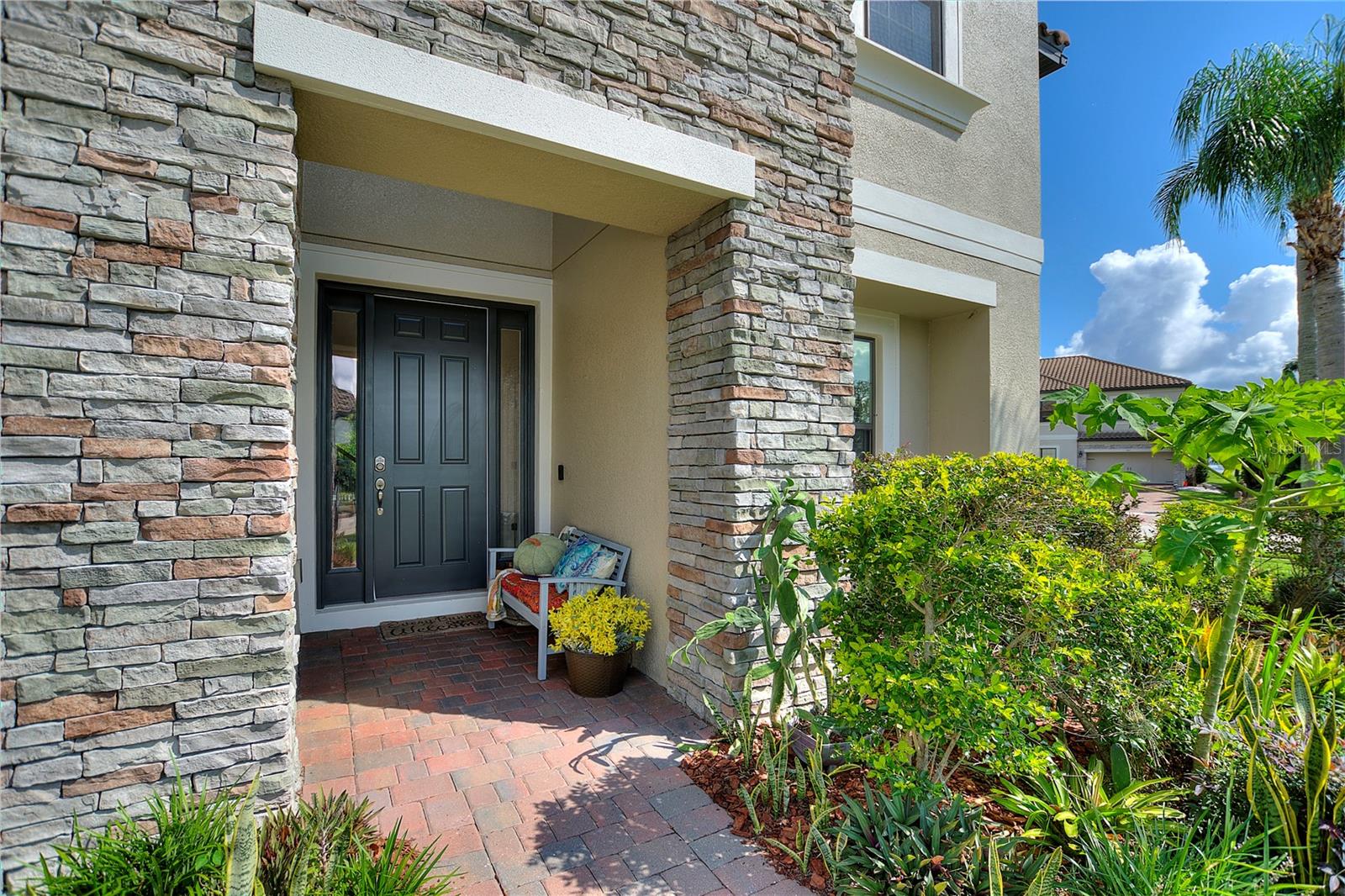1401 BEACON DR