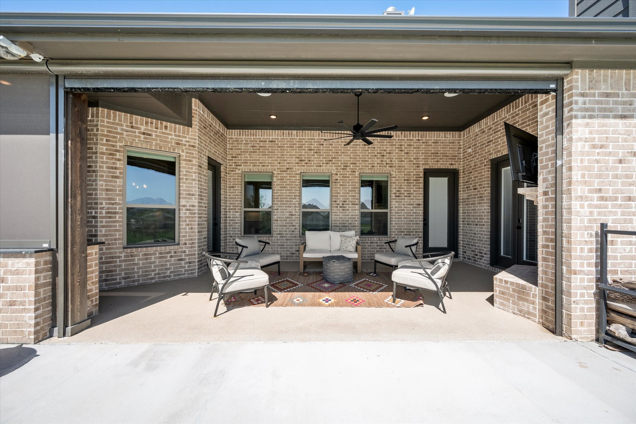 3701 Ridge Pointe Lane