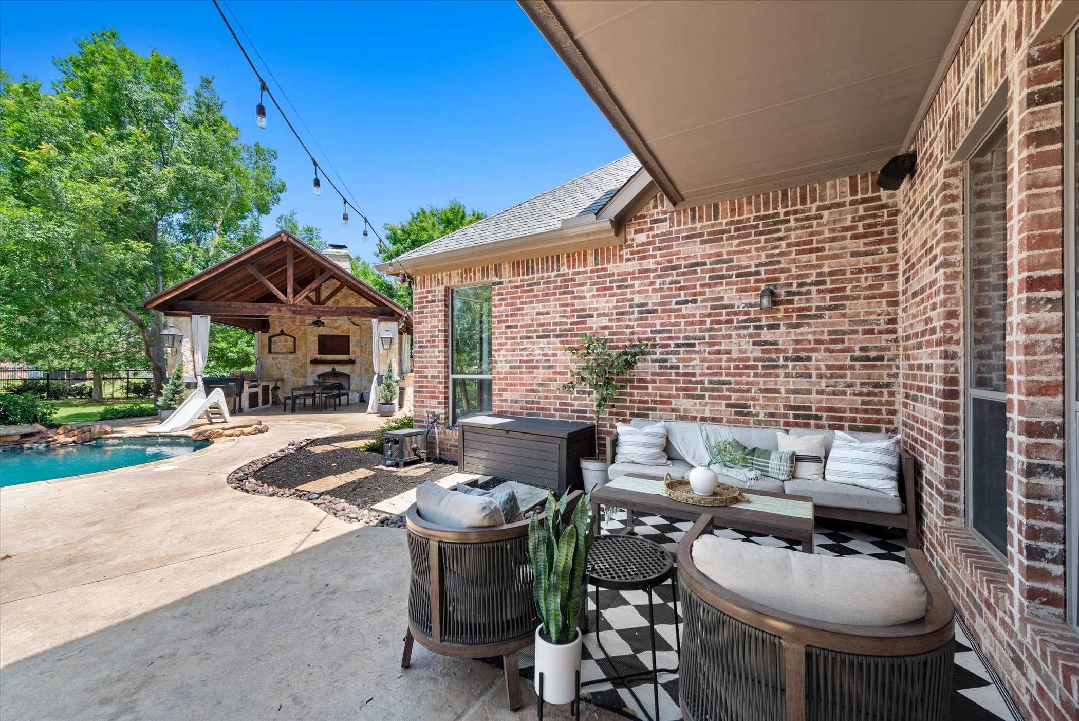 300 Clariden Ranch Road