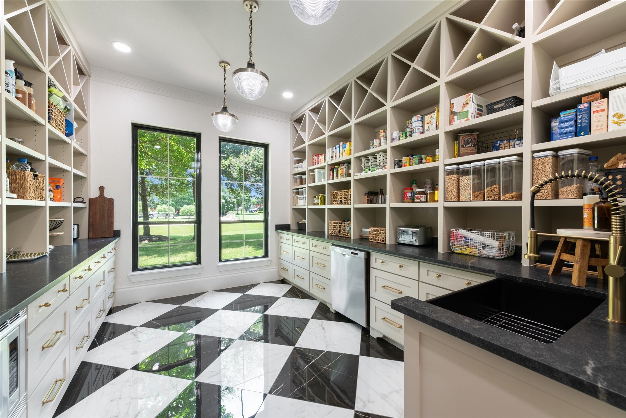 300 Clariden Ranch Road