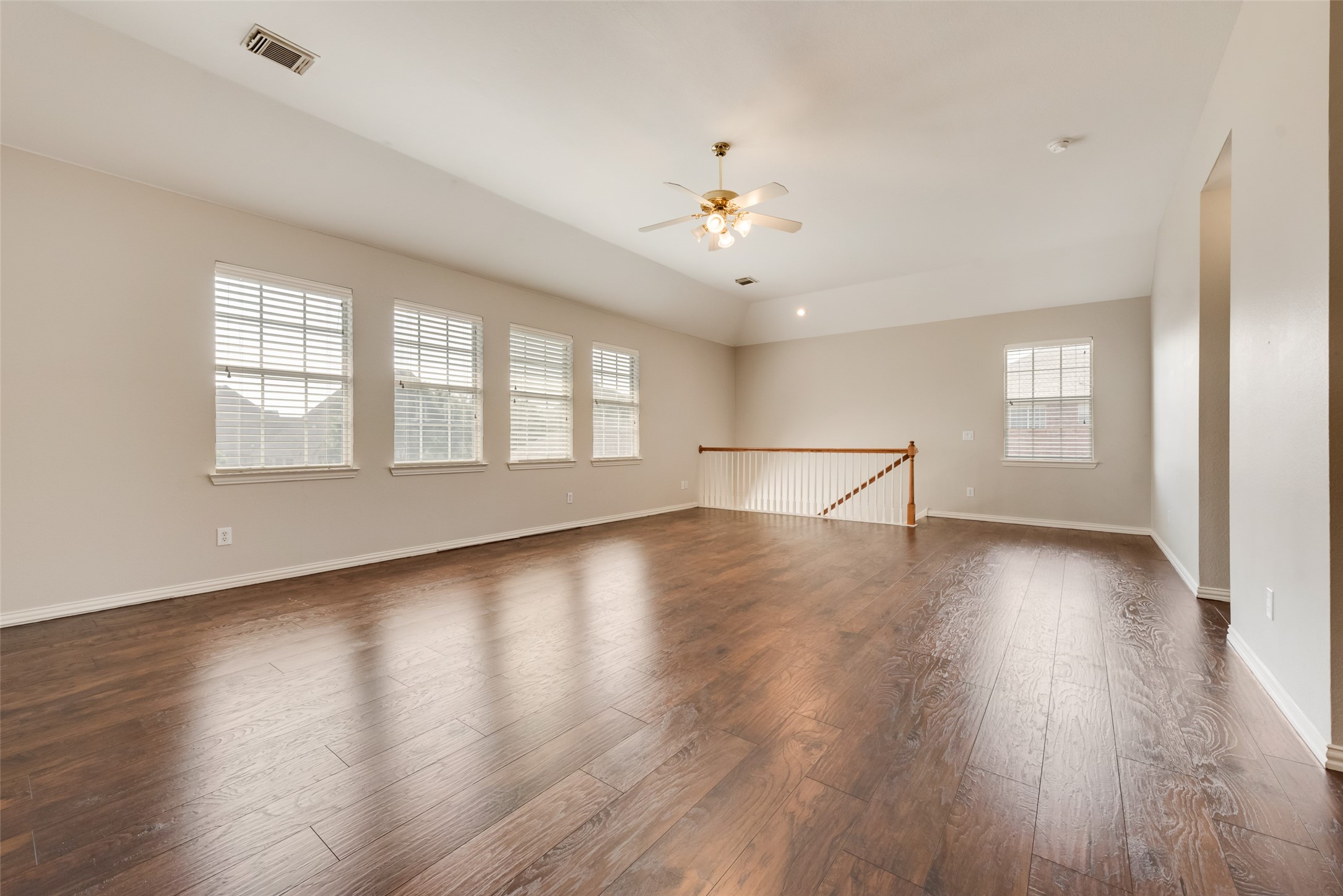 402 Thistle Court