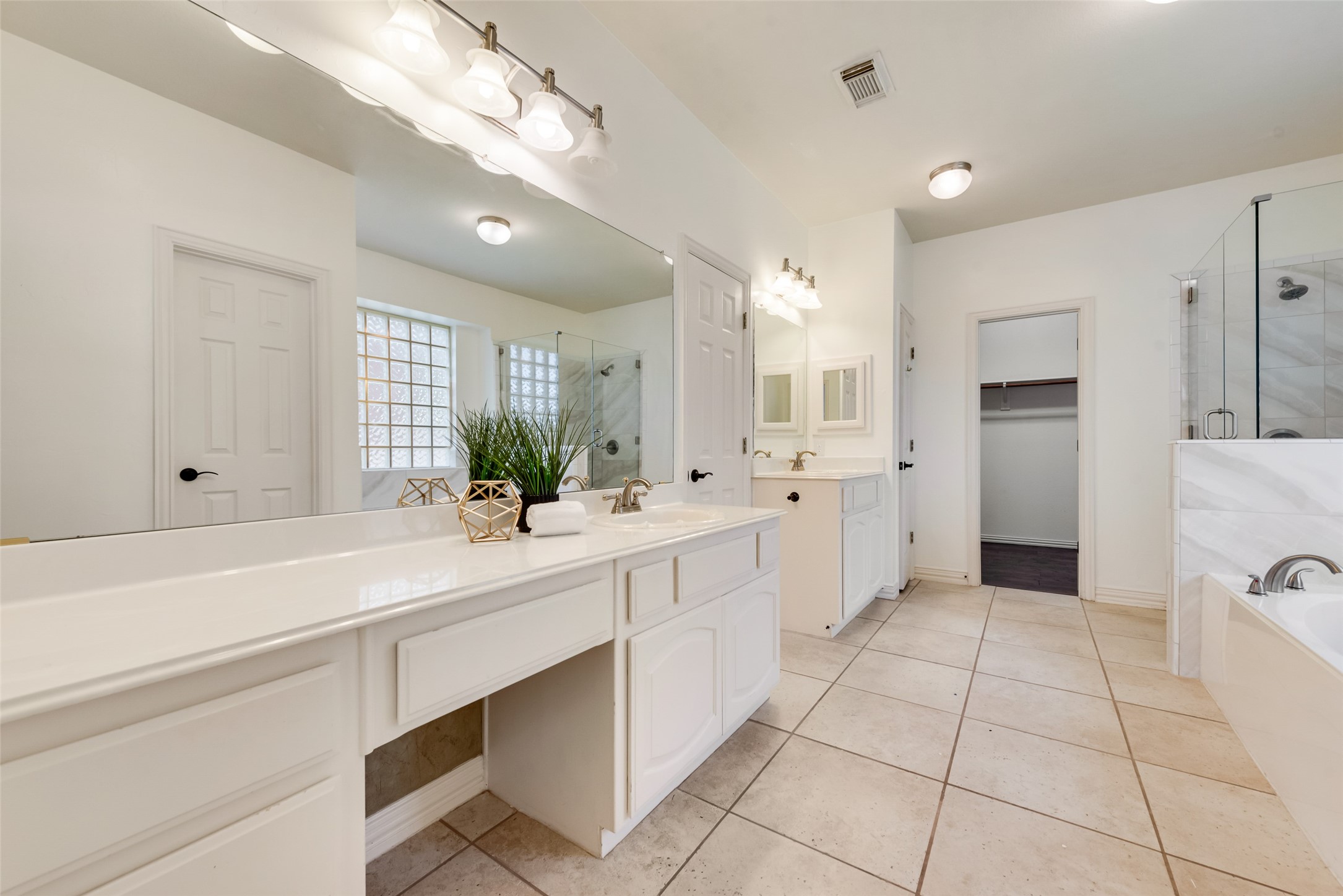402 Thistle Court