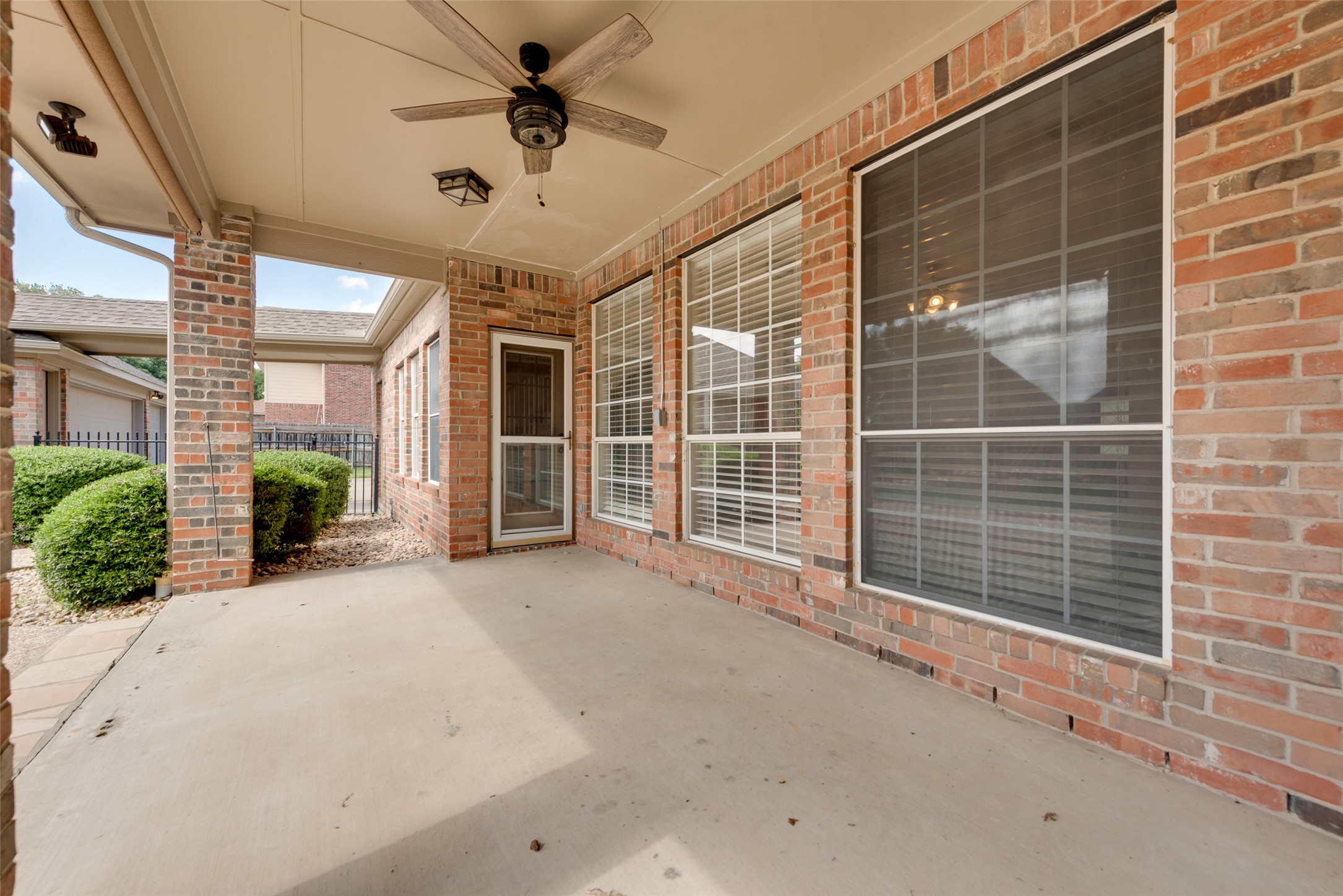 402 Thistle Court