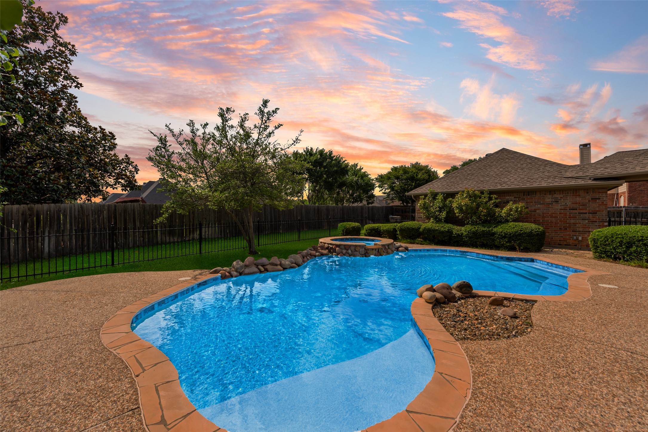 402 Thistle Court