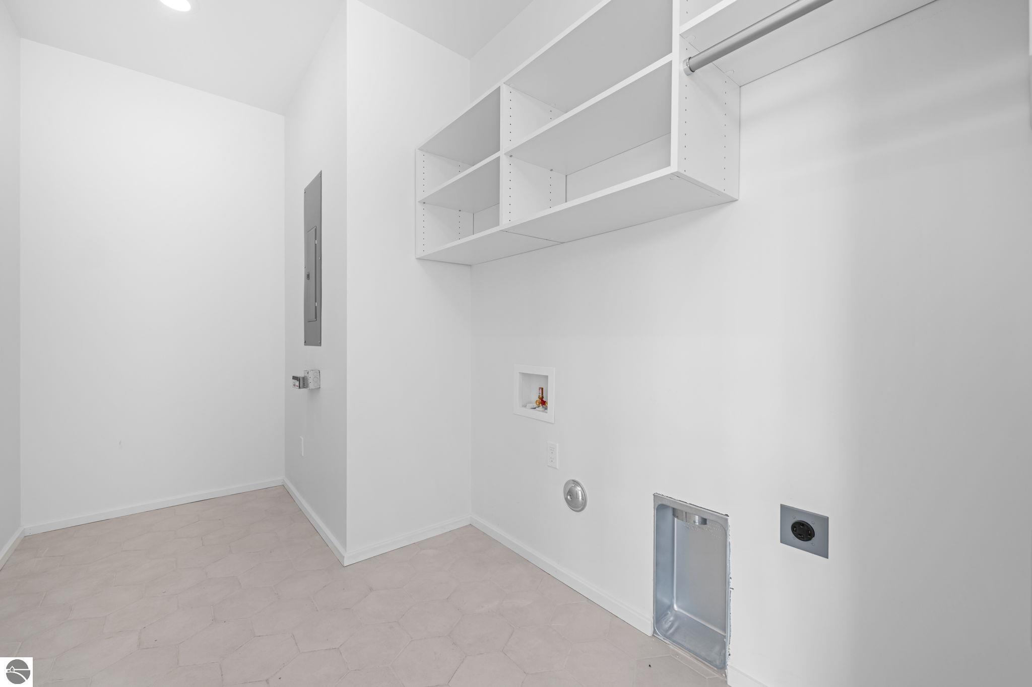 412 Webster Street # 2B