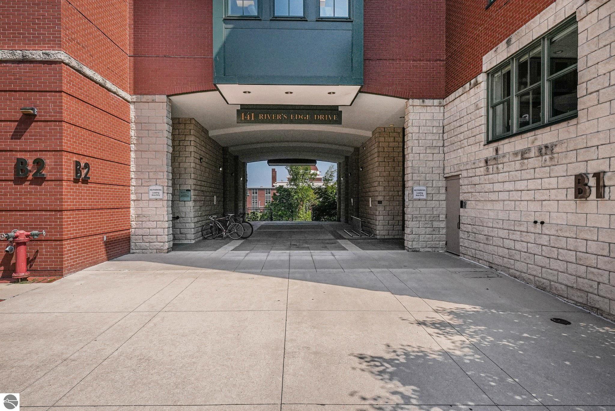 141 Rivers Edge Drive # 310