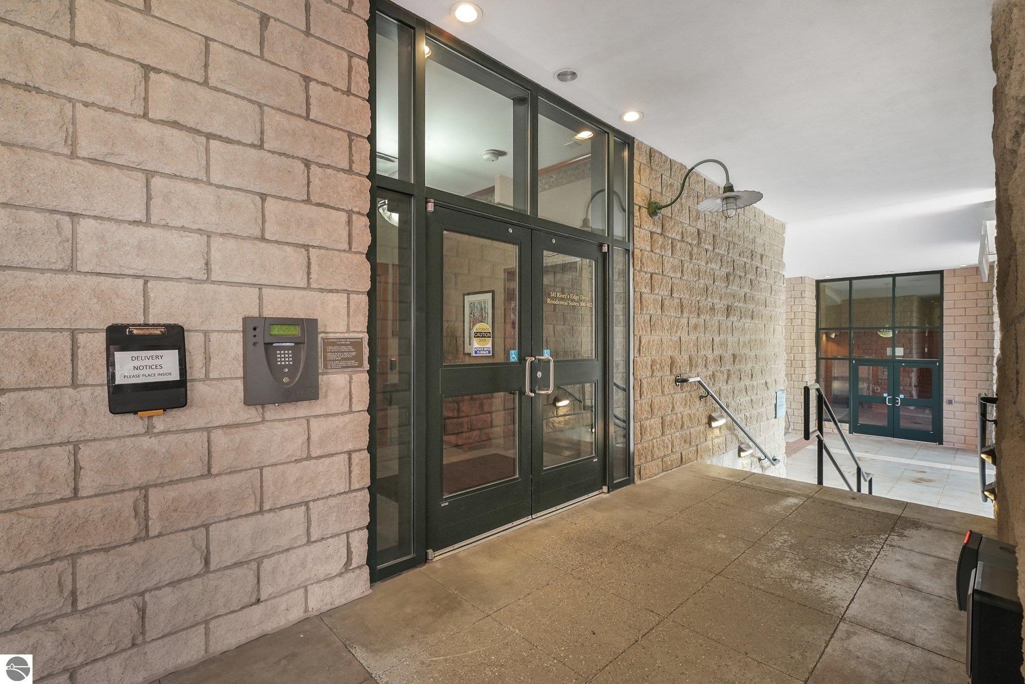 141 Rivers Edge Drive # 310