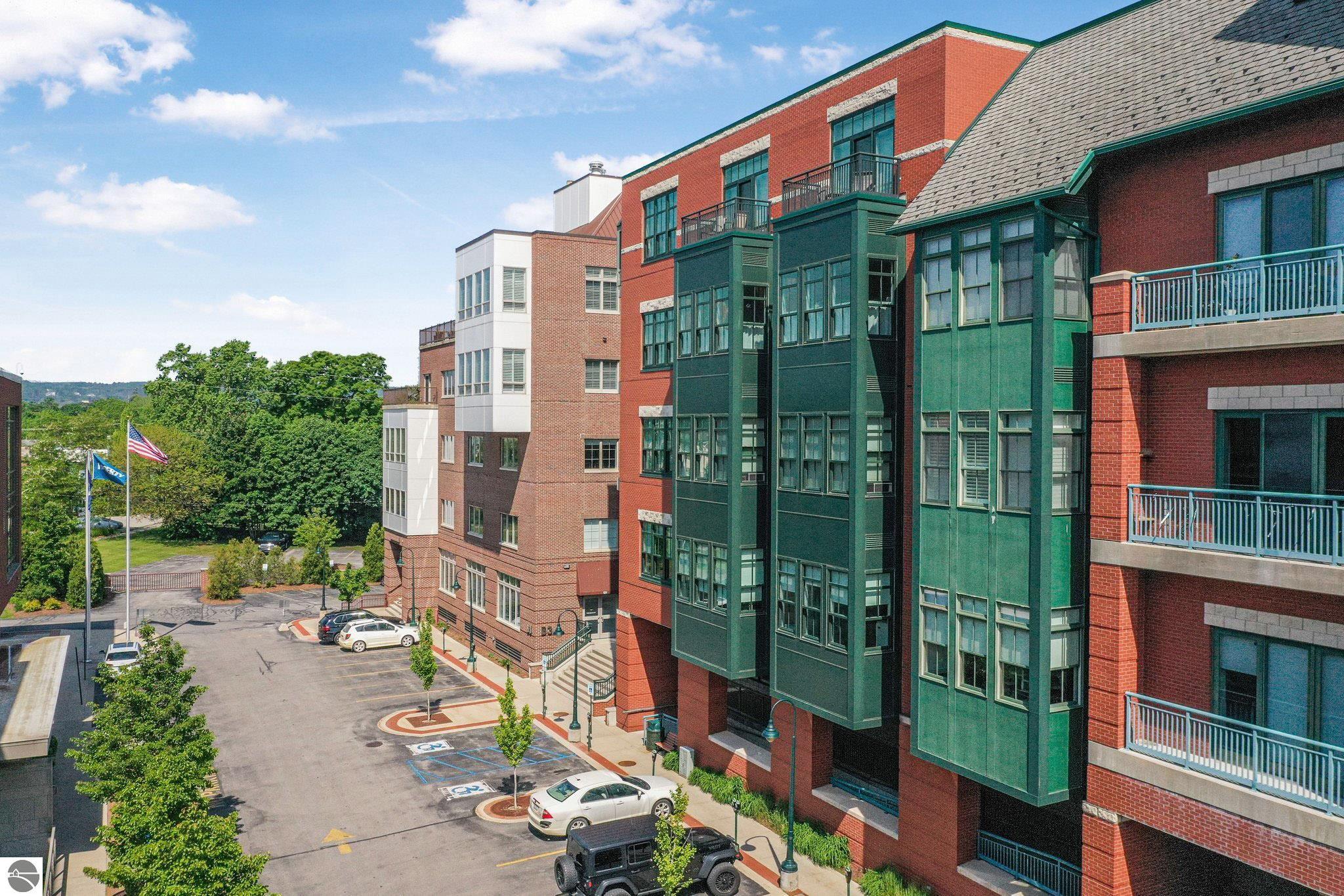 141 Rivers Edge Drive # 310