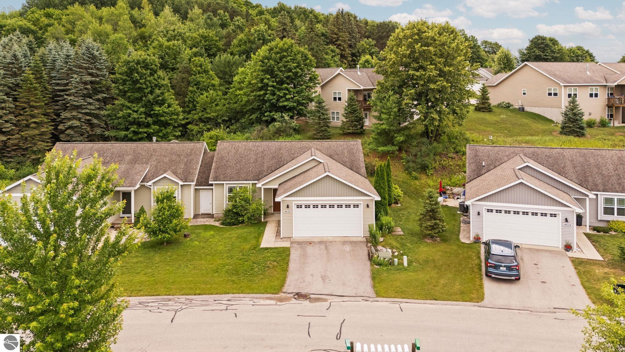 4632 SE Black Bear Drive