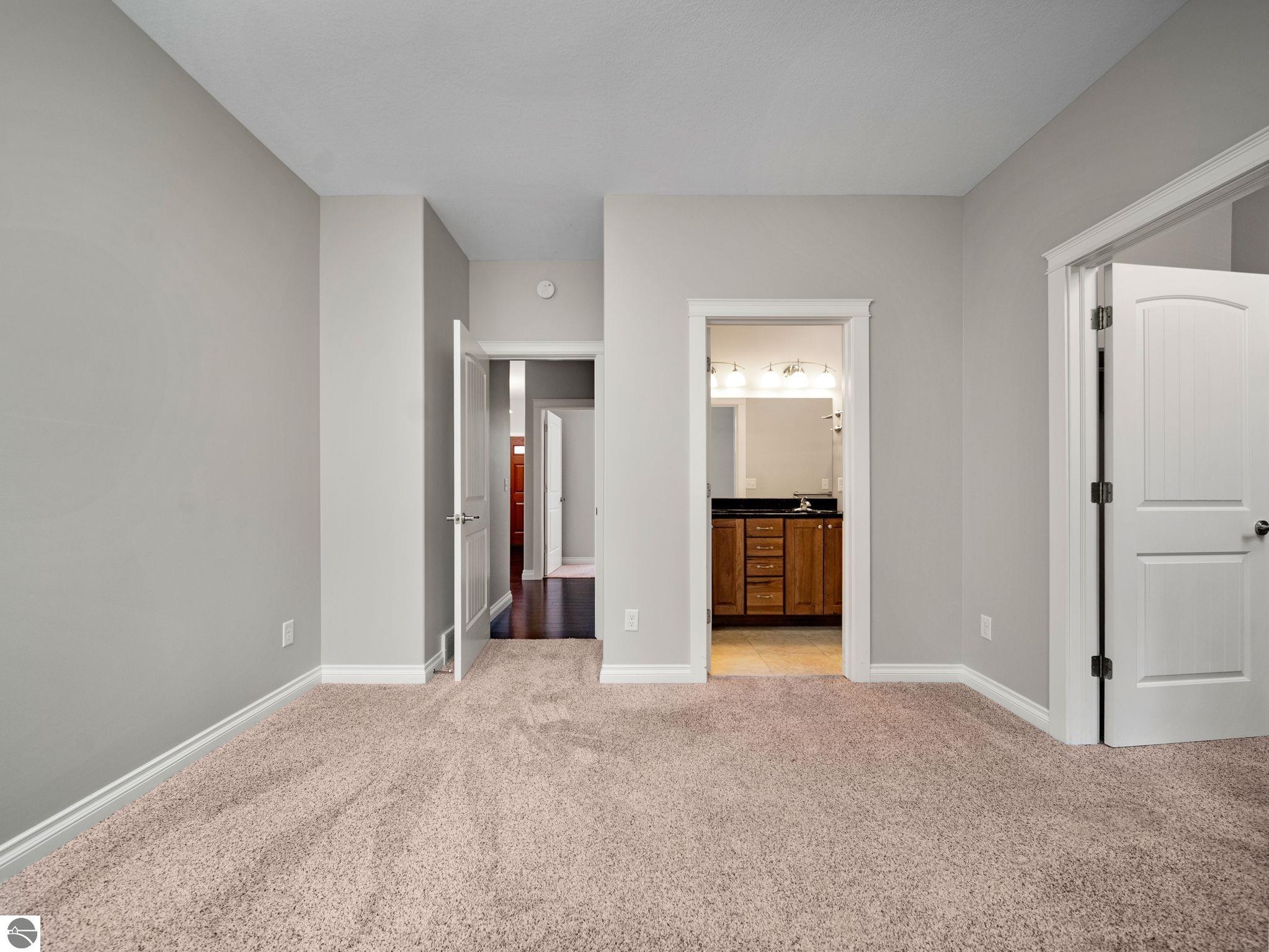 4632 SE Black Bear Drive