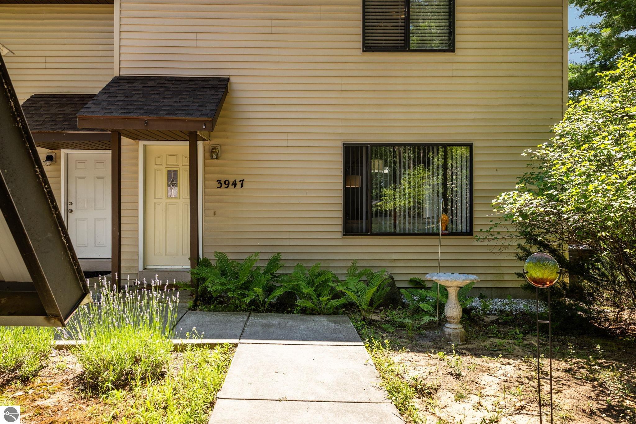 3947 Emily Lane
