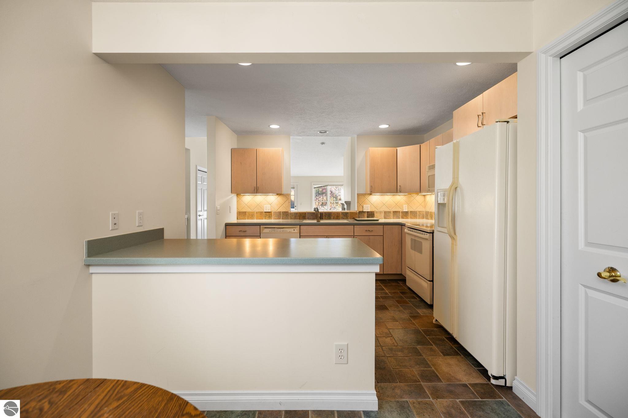 2947 Crown Pointe Drive # 15