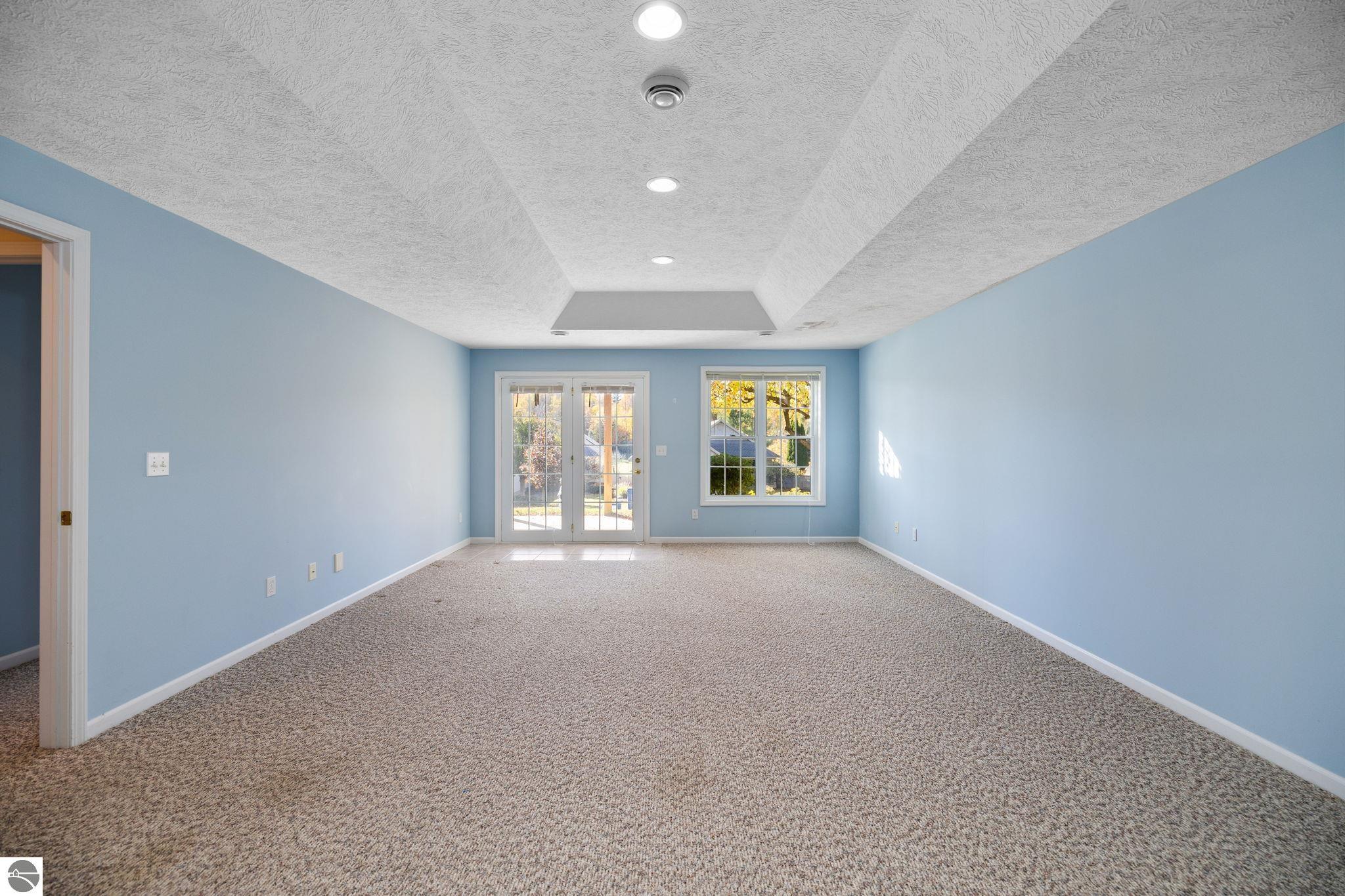 2947 Crown Pointe Drive # 15