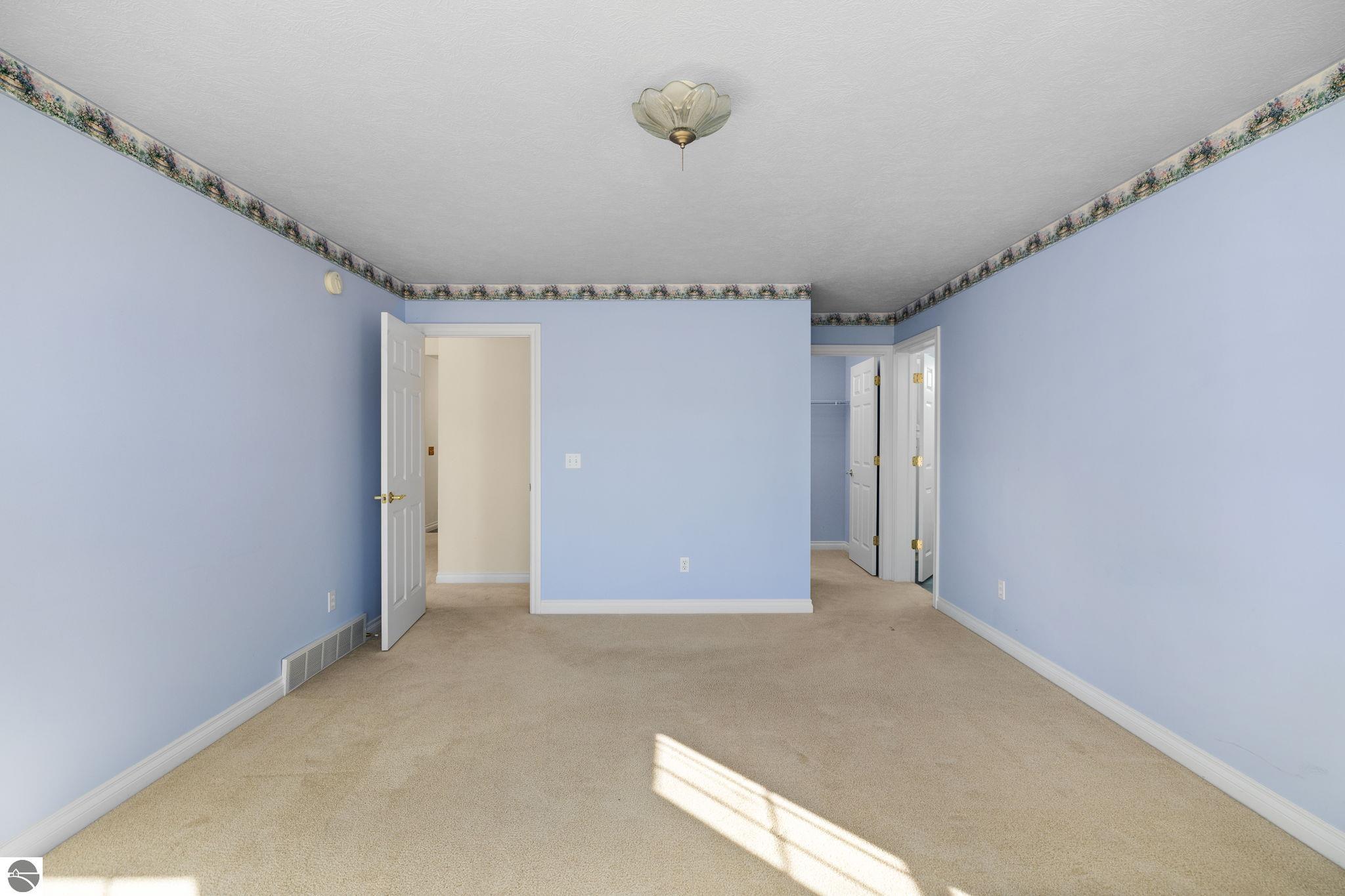 2947 Crown Pointe Drive # 15