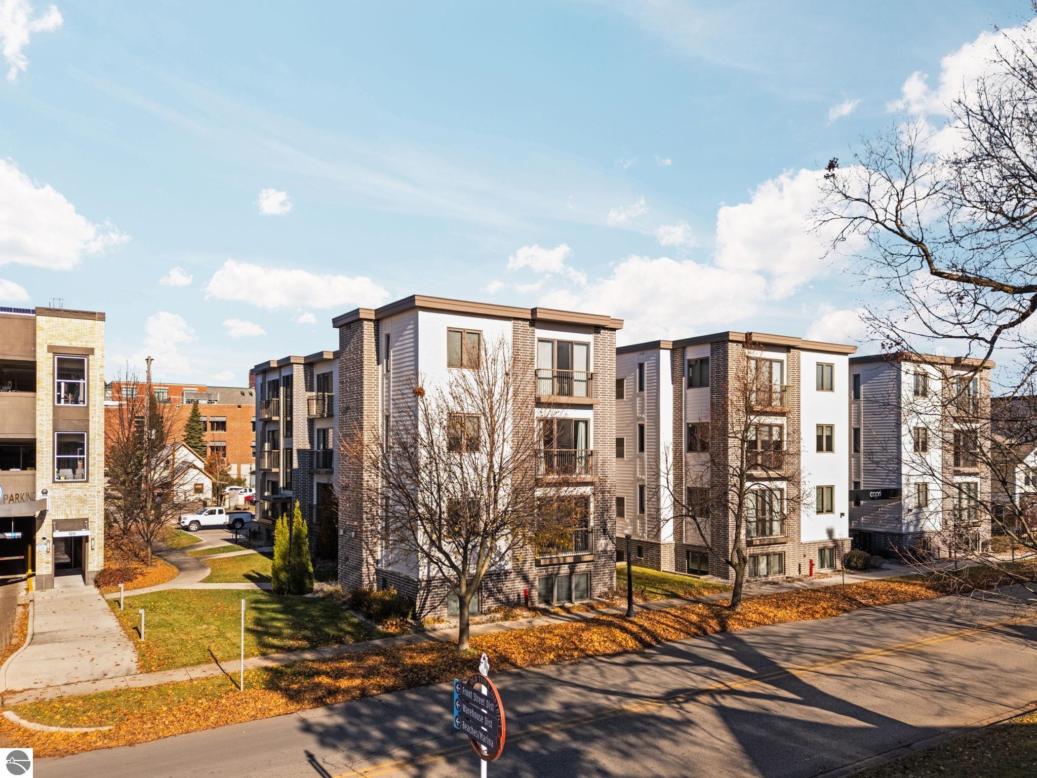 131 E Eighth Street # 315