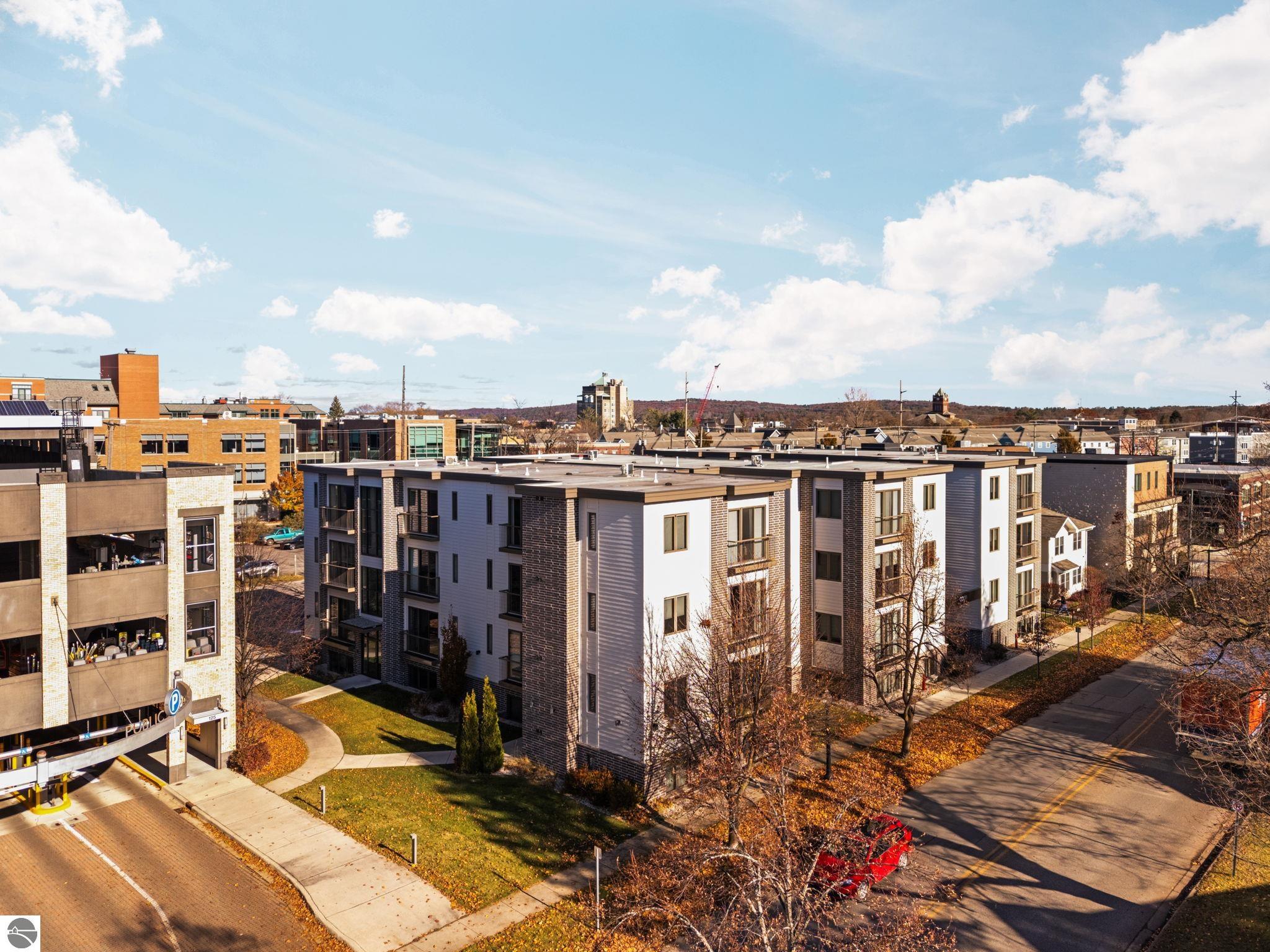 131 E Eighth Street # 315