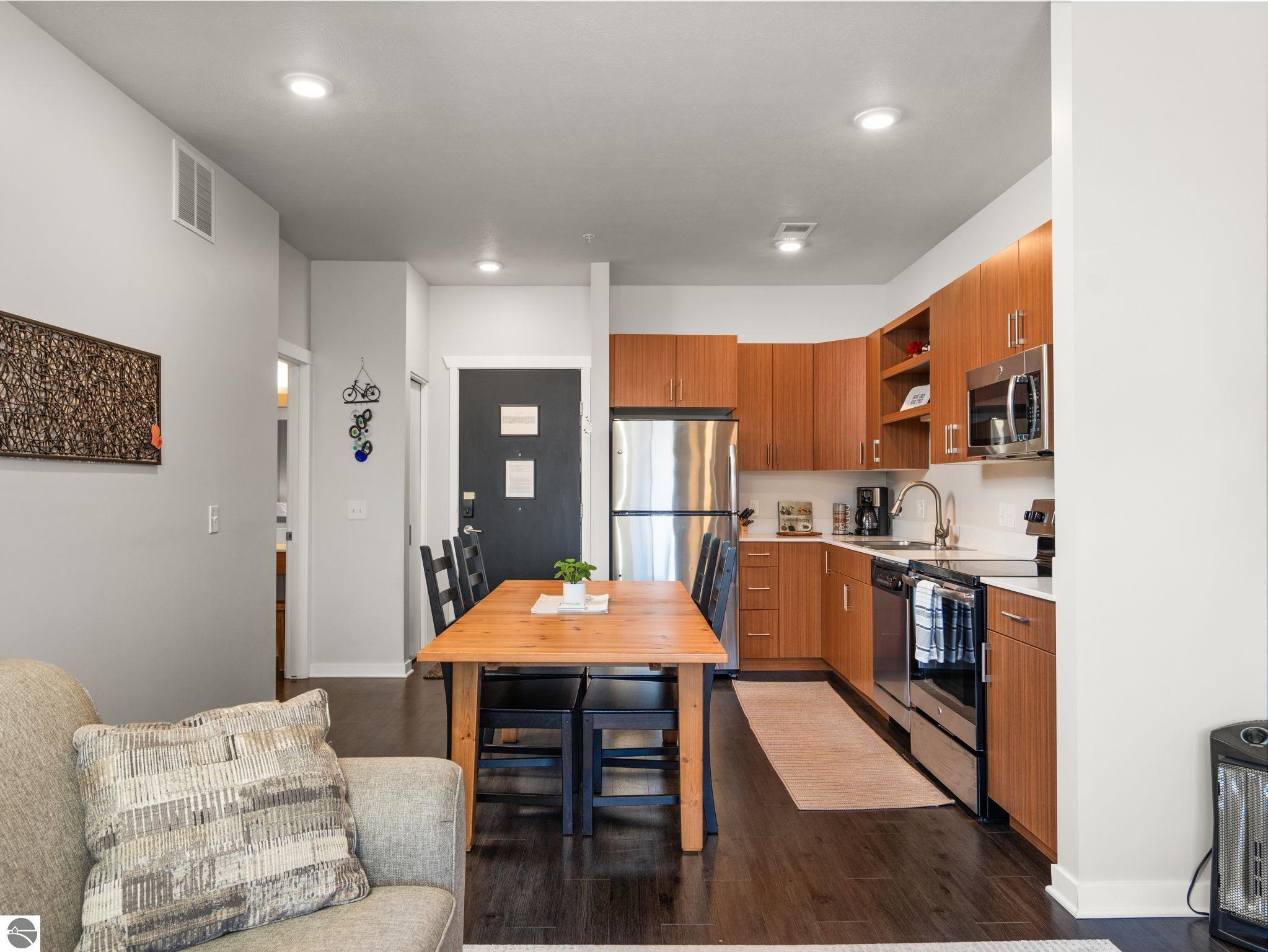 630 Garfield Avenue, S # 309