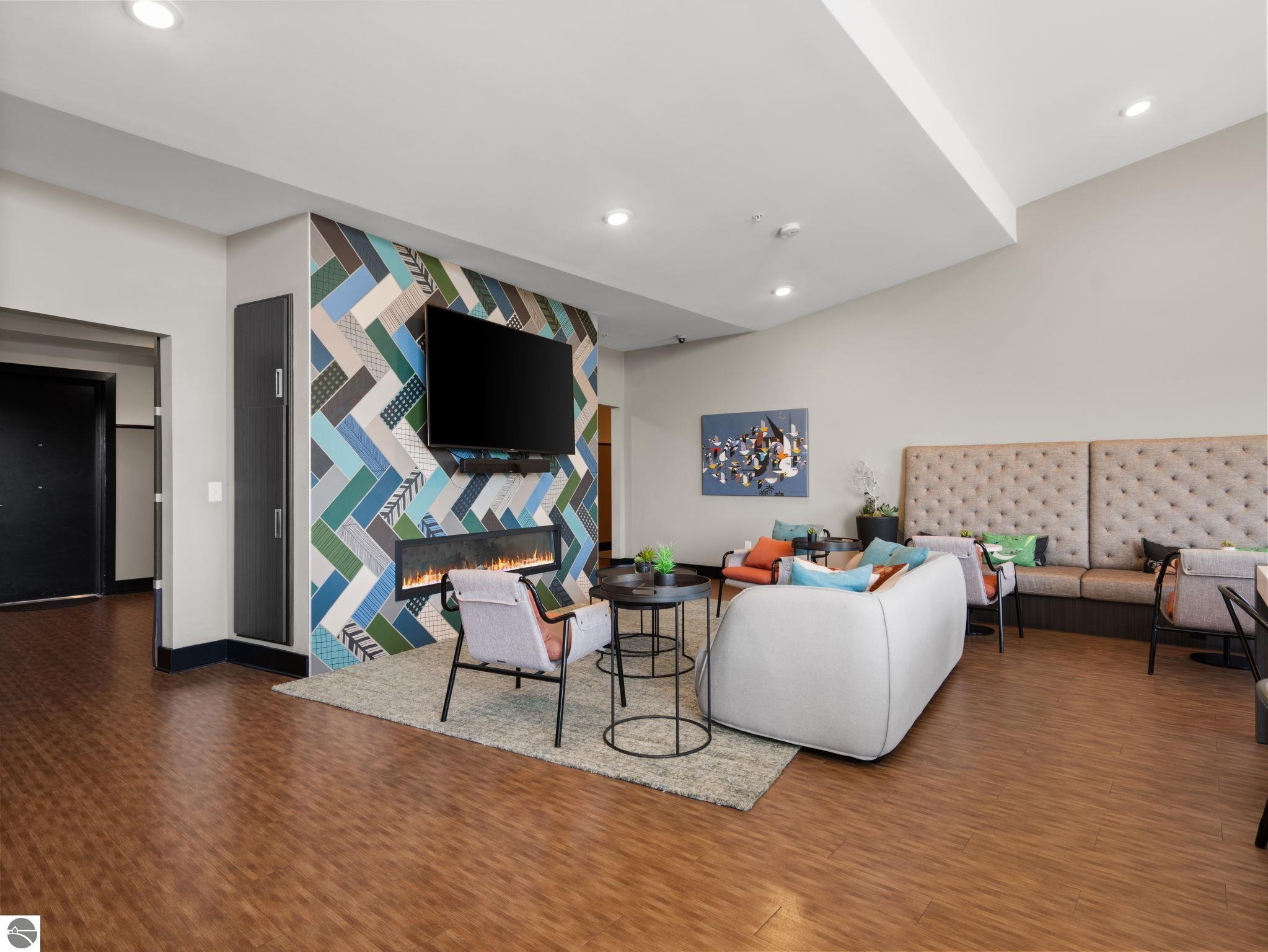 630 Garfield Avenue, S # 309