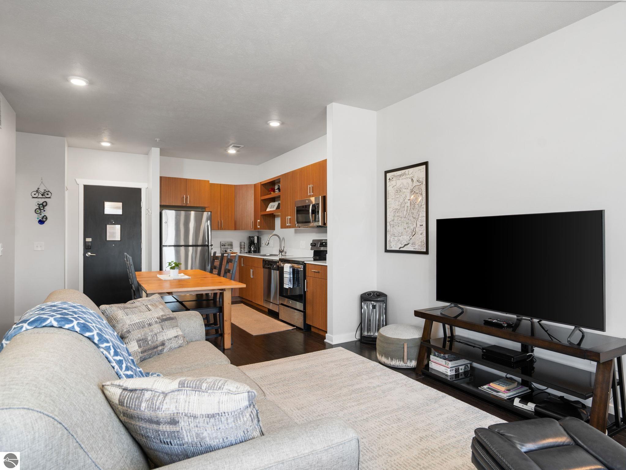 630 Garfield Avenue, S # 309