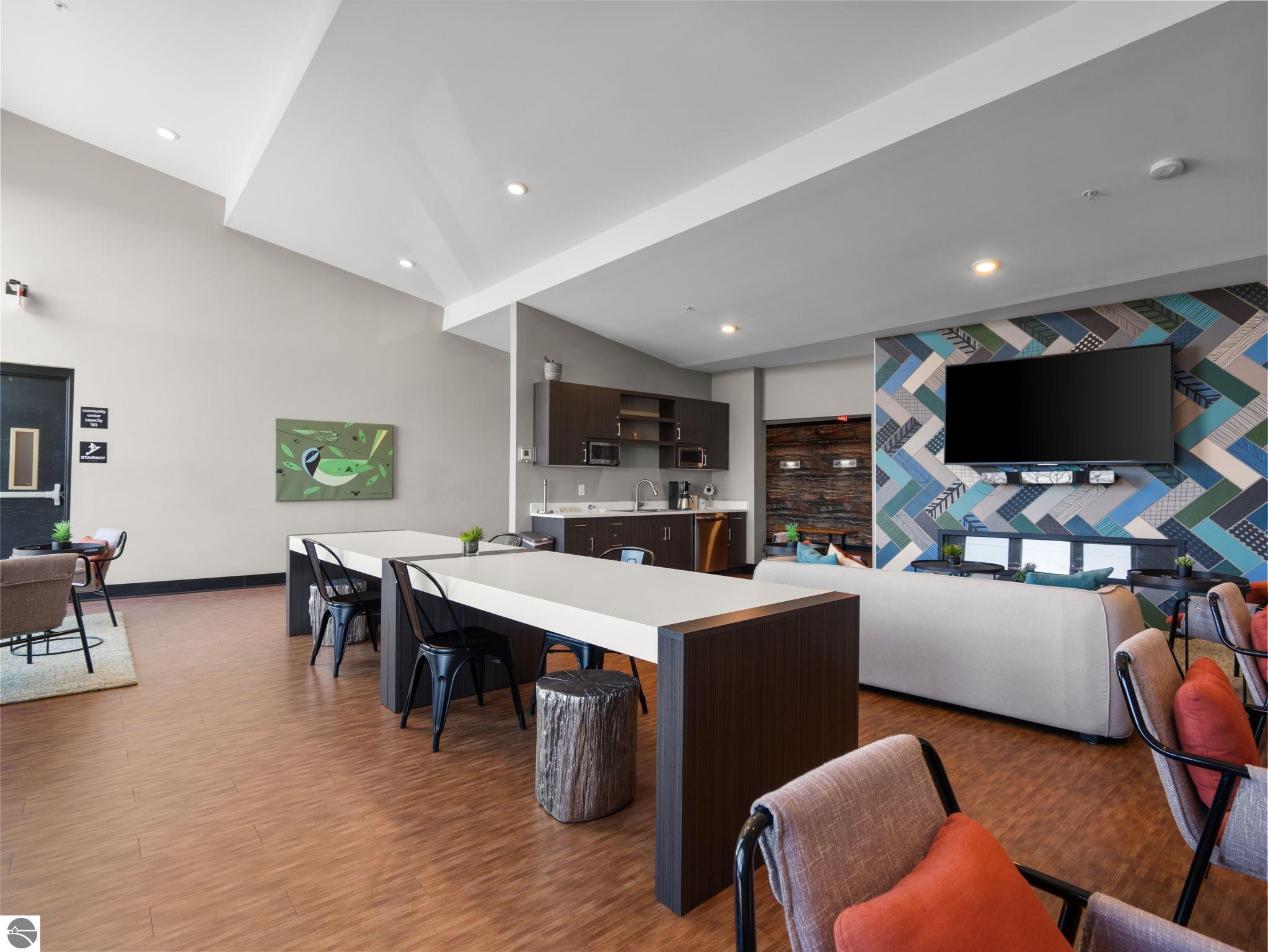 630 Garfield Avenue, S # 309