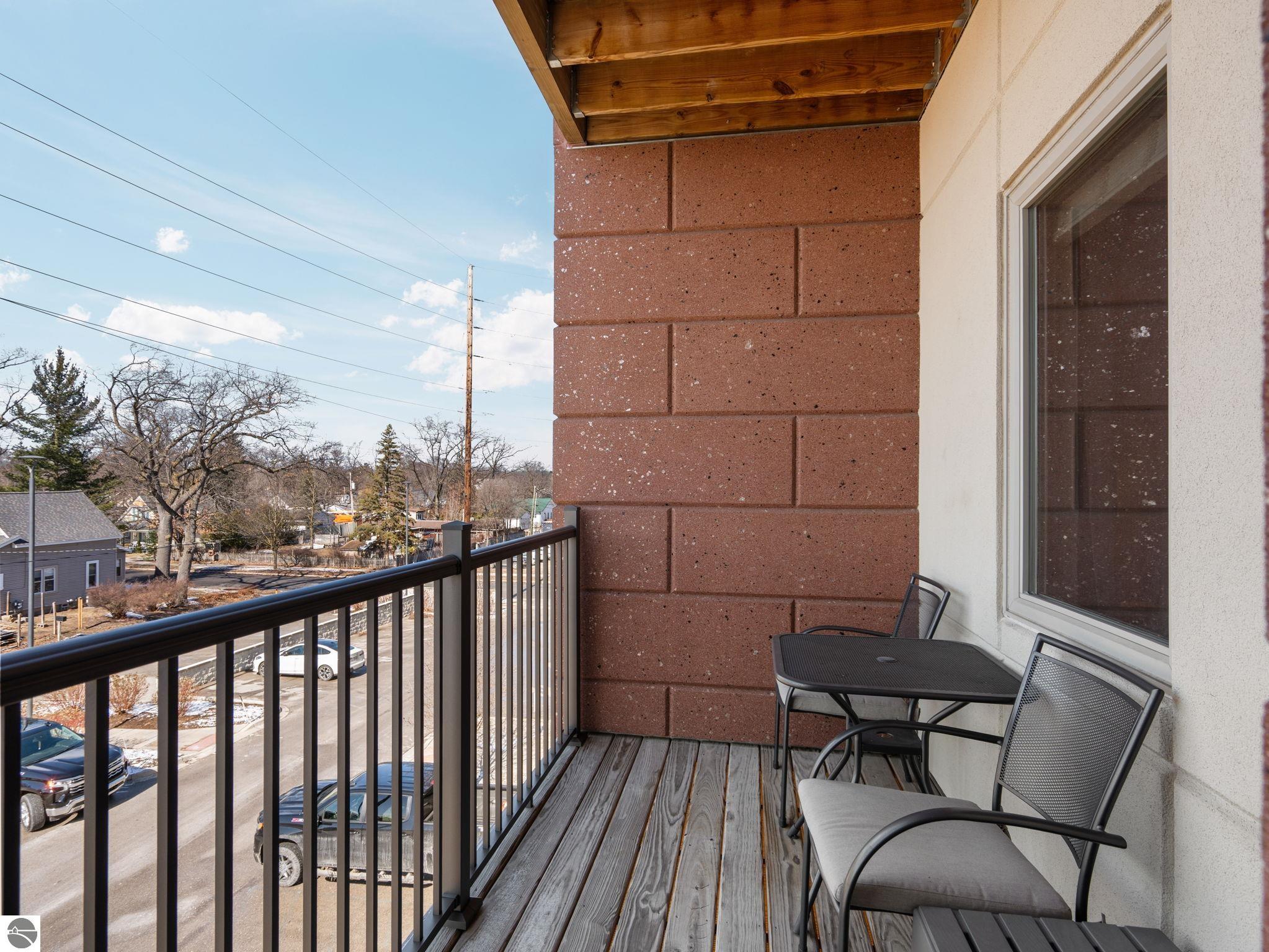 630 Garfield Avenue, S # 309