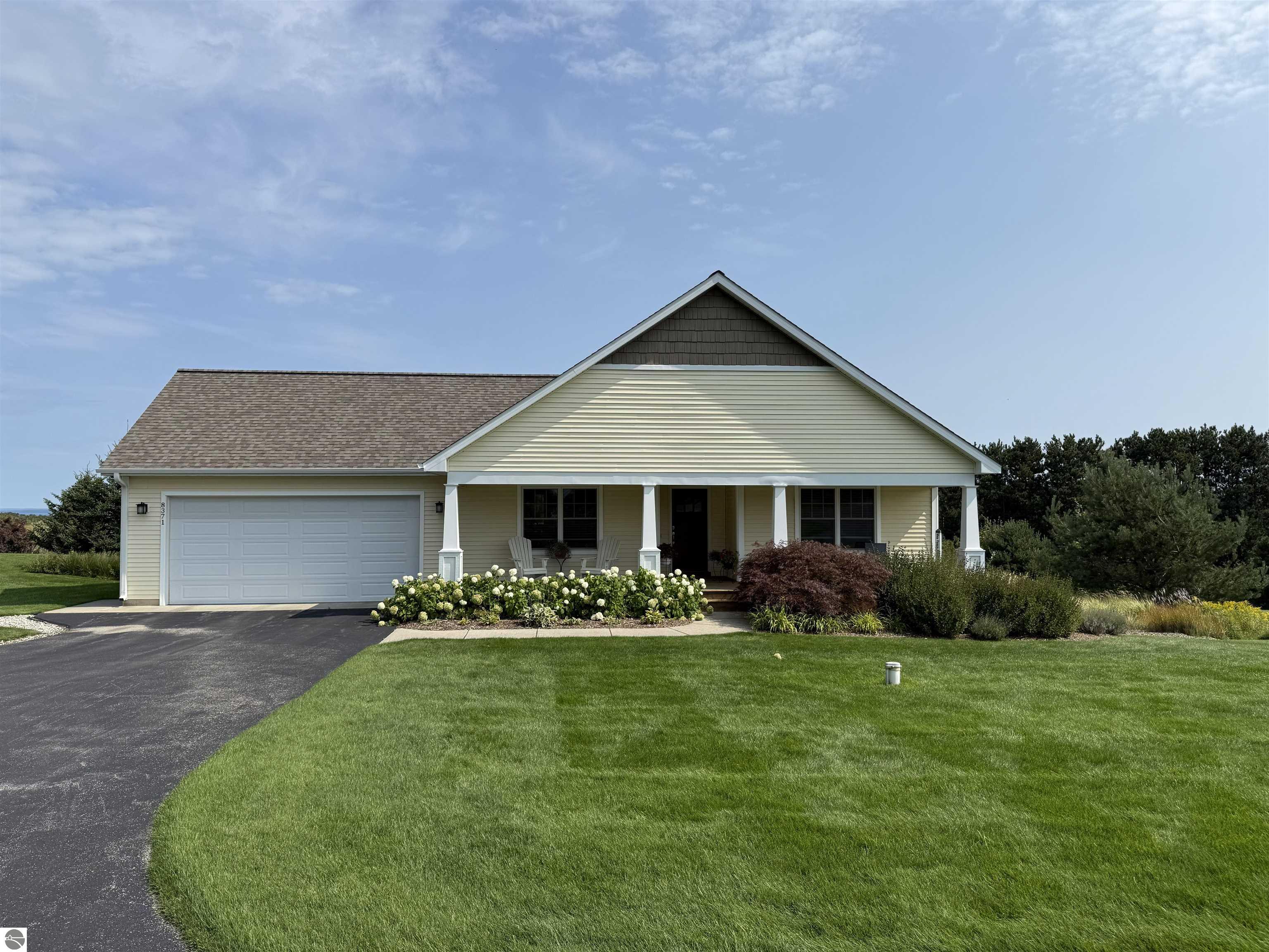 8371 E Boca Vista Trail