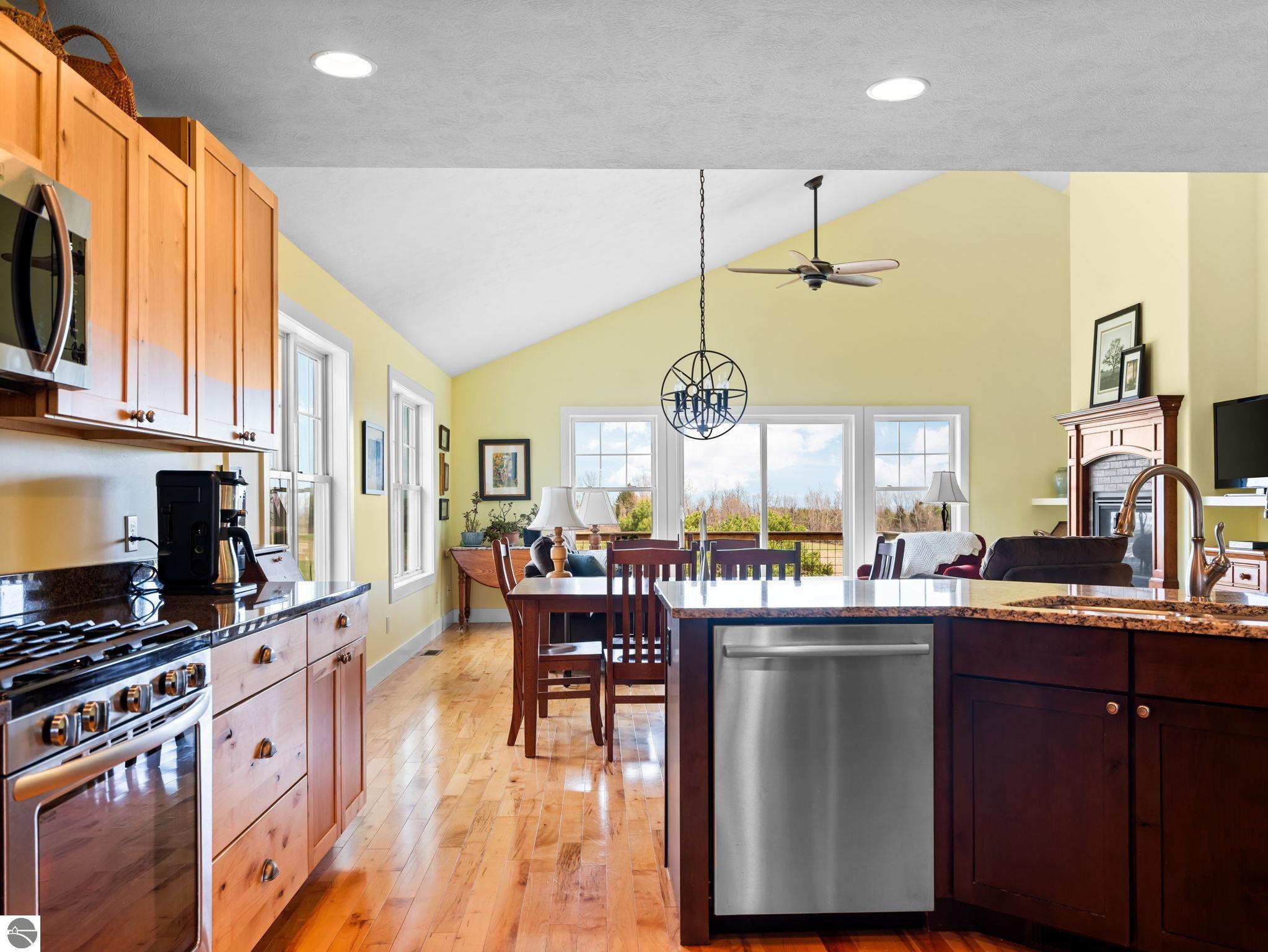 8371 E Boca Vista Trail