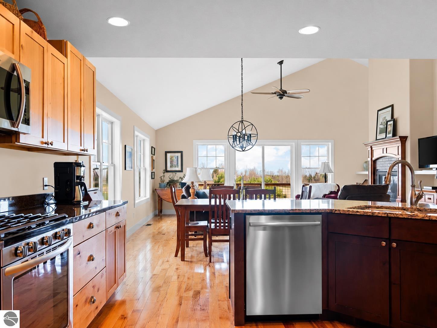 8371 E Boca Vista Trail