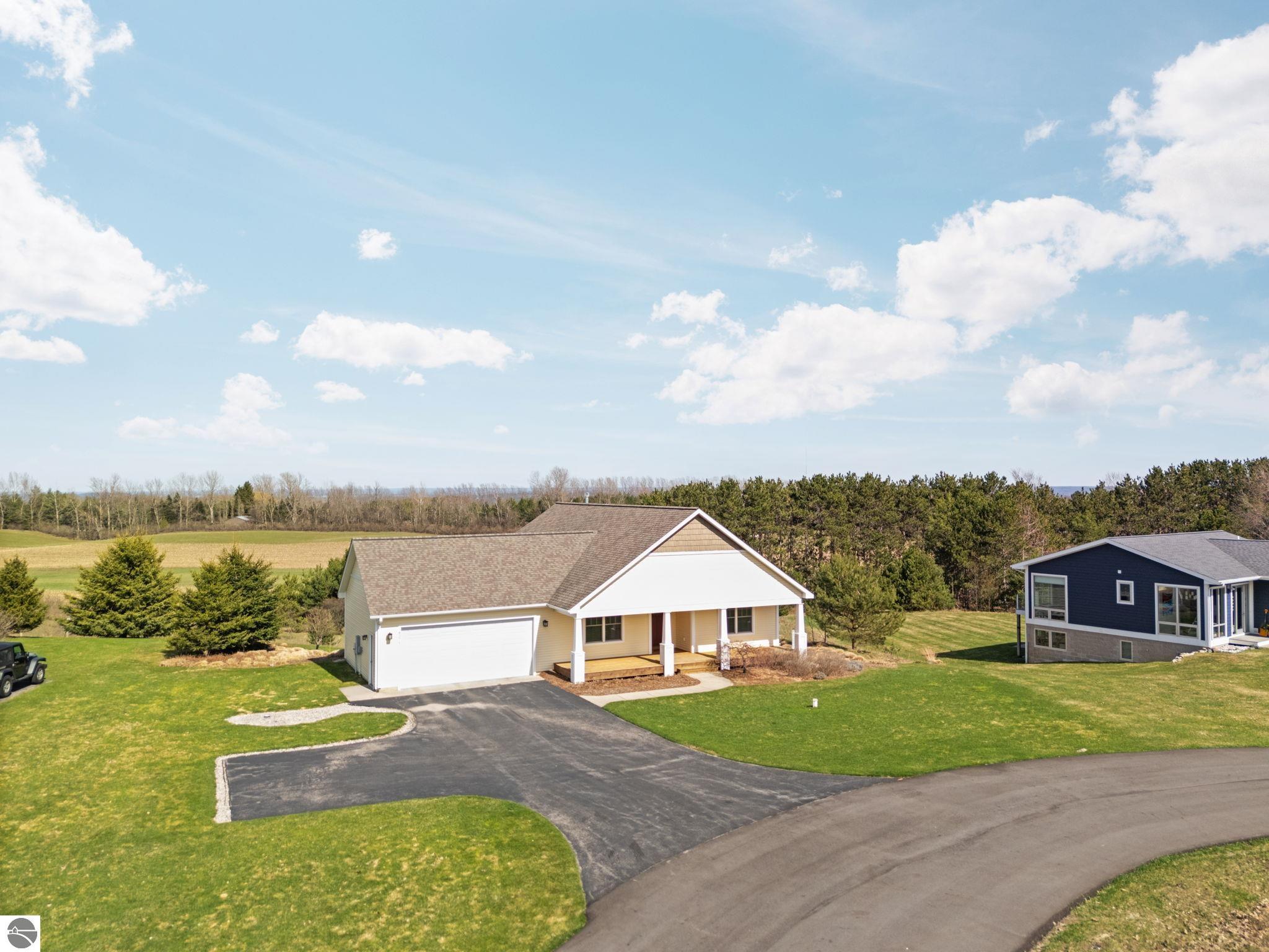 8371 E Boca Vista Trail