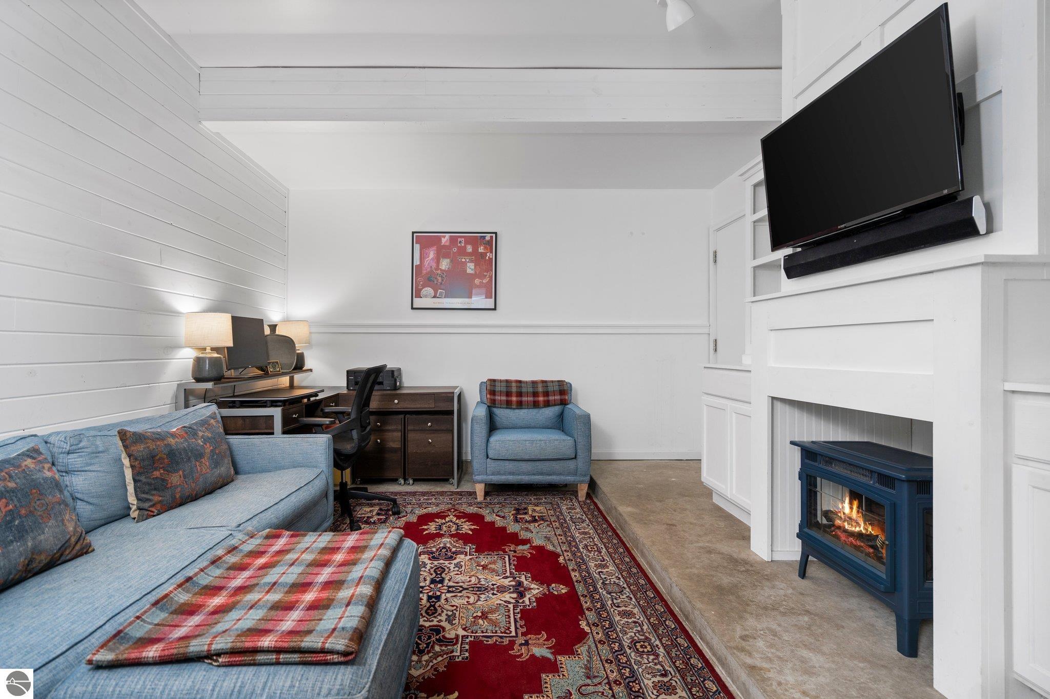 206 Midtown Drive # 25