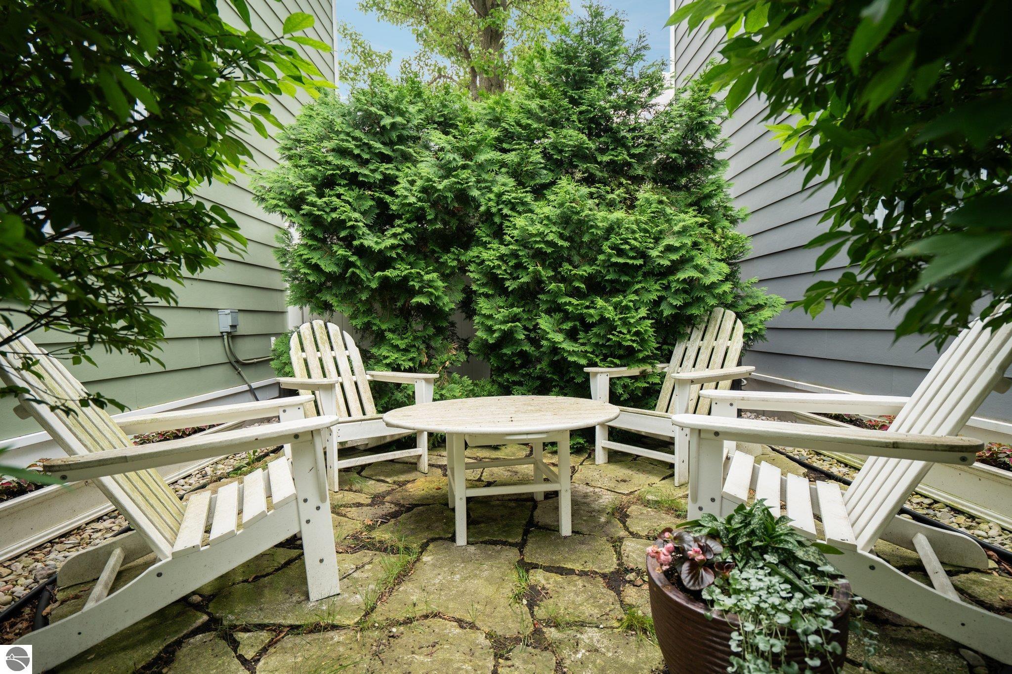 206 Midtown Drive # 25