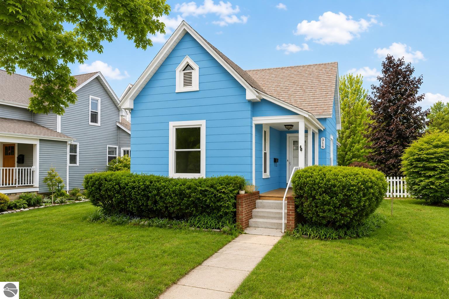 316 W Tenth Street