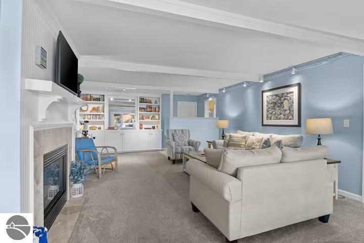 553 S Lake Shore Drive