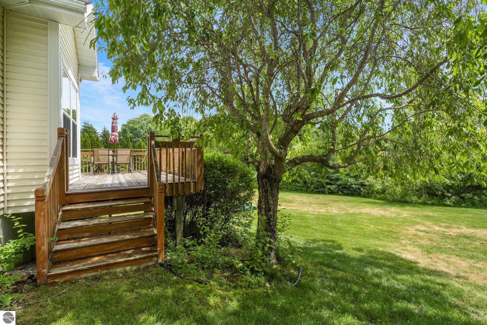 3869 Stoneridge Drive