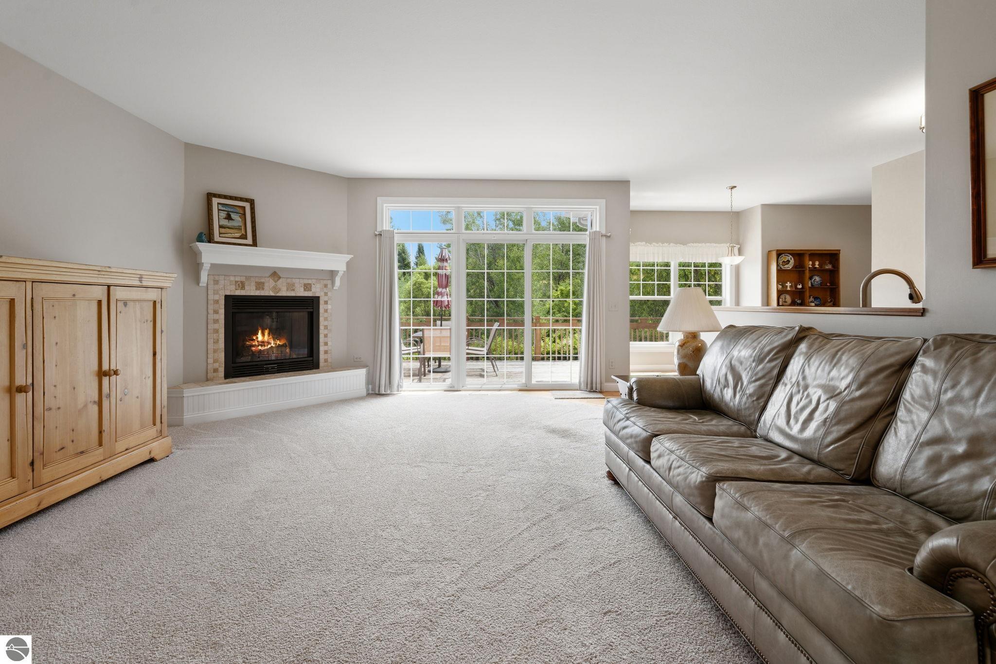 3869 Stoneridge Drive