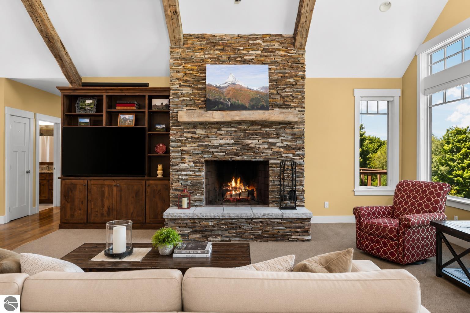 4796 Sunrise Lane