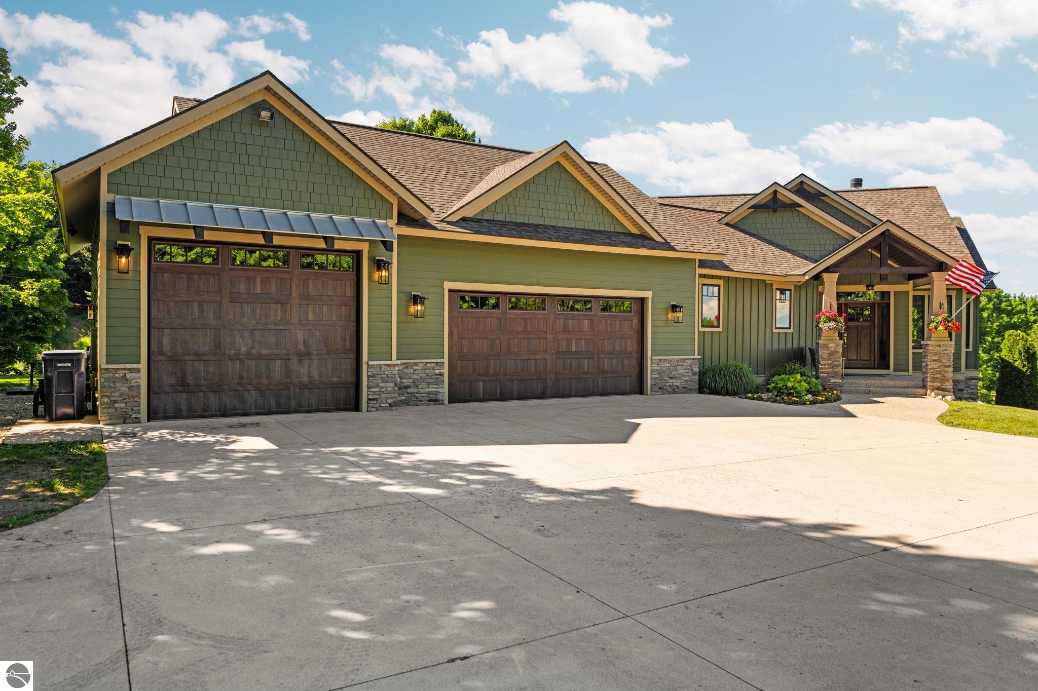 4796 Sunrise Lane